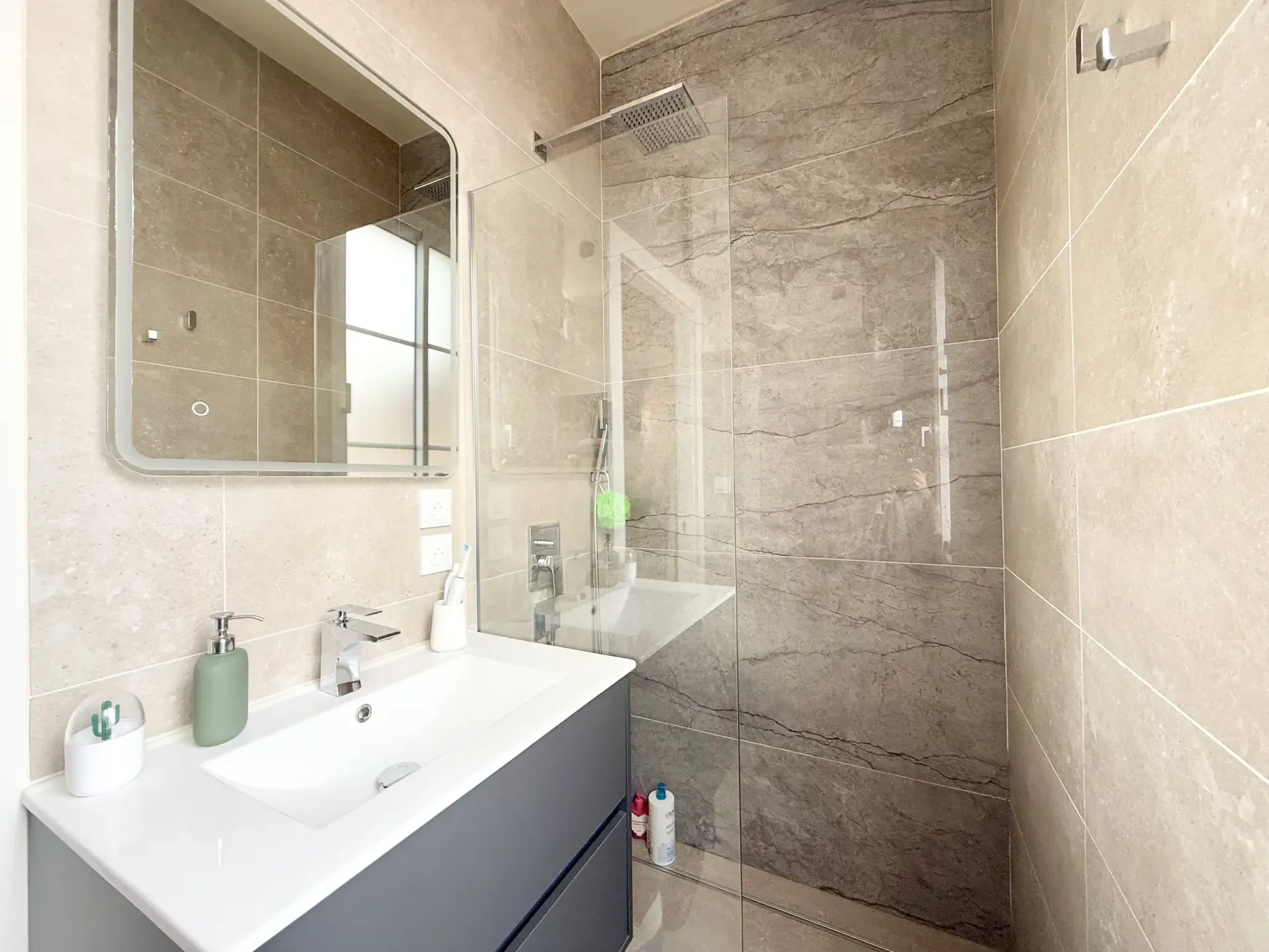 Appartement neuf de 88 m² à Vauvert avec 2 chambres et parking 