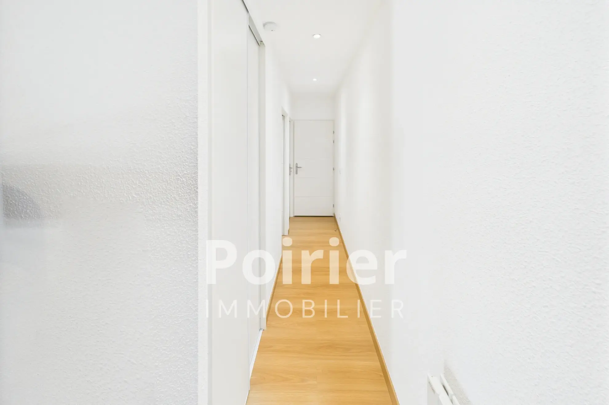 Bel appartement T3 rénové avec vue lac à Évian-les-Bains 