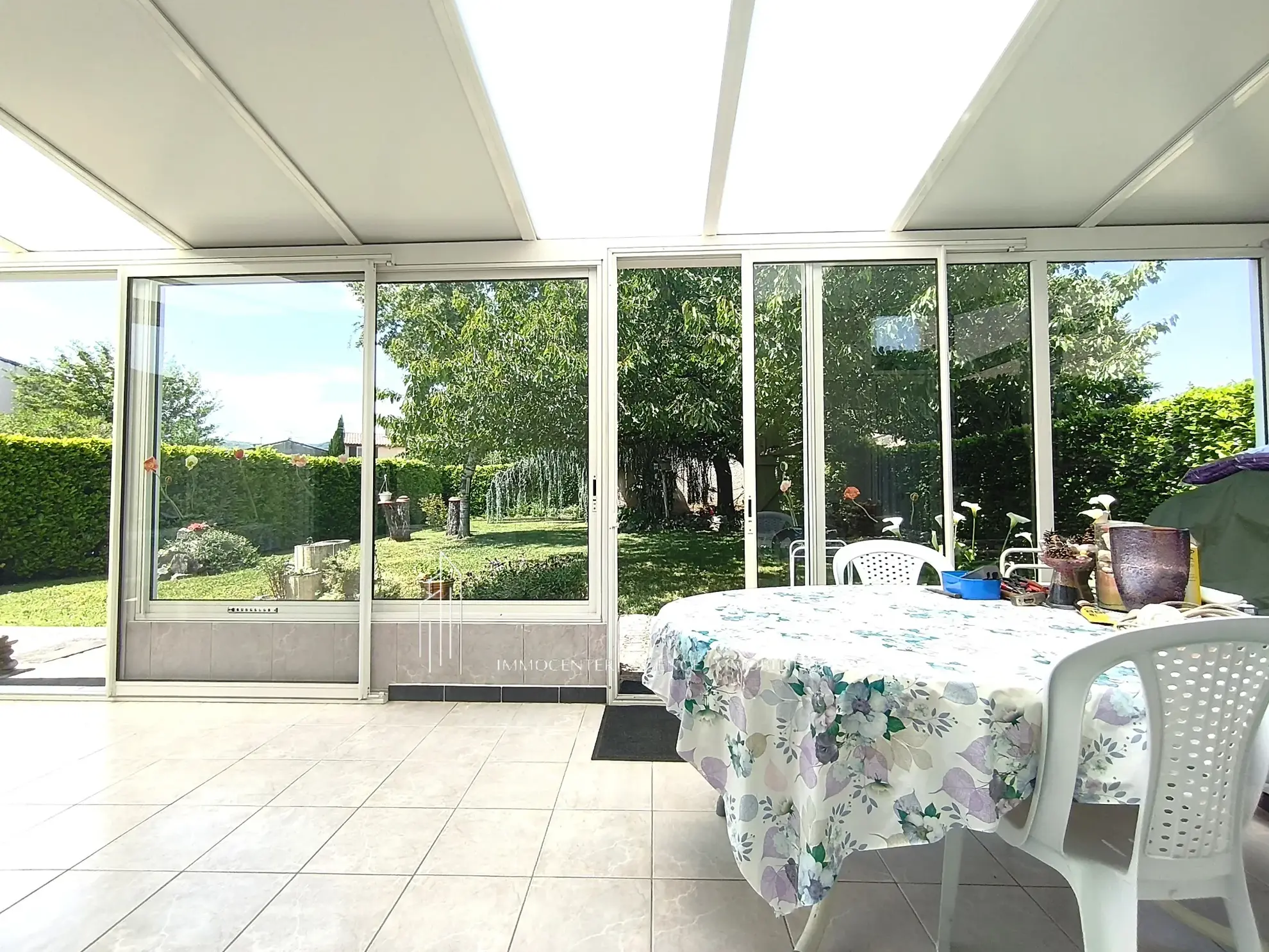 Maison à vendre à Pont de l'Isère de 90 m² avec terrain et garage 