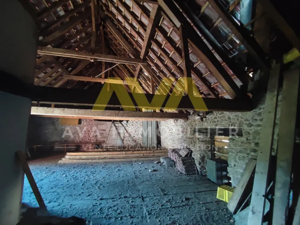 Grande maison de village de 299 m² avec jardins et dépendances à Navarrenx 