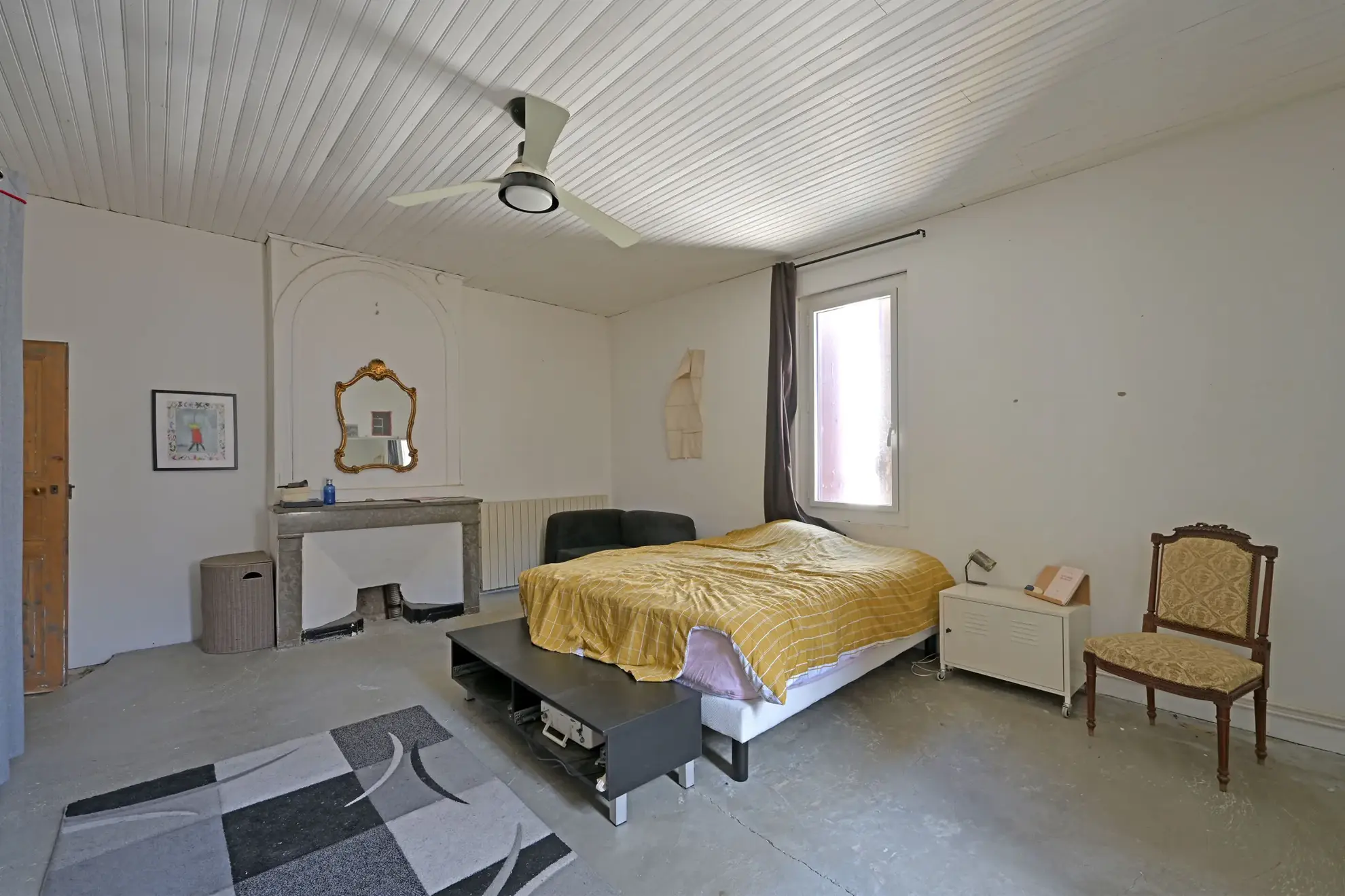 Maison à Aimargues avec cour, dépendances et fort potentiel immobilier 