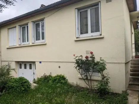 Maison T4 à Eaubonne (95) en vente aux enchères à partir de 90 000 €