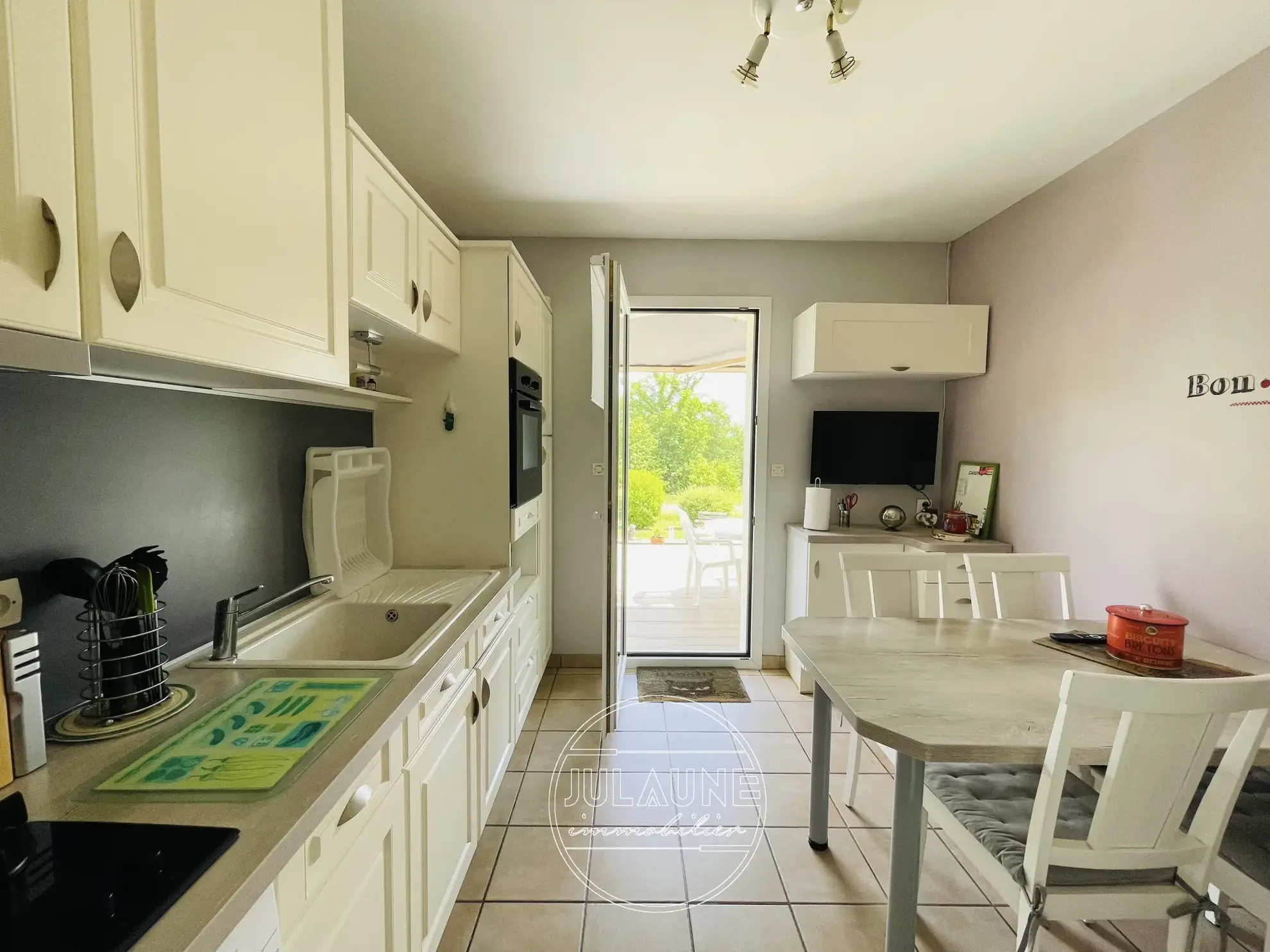 Maison familiale avec piscine à Boisseuil, calme et spacieux 135 m² 