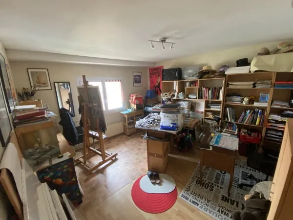 Maison de ville de 150 m² avec terrasses et garage à La Réole 