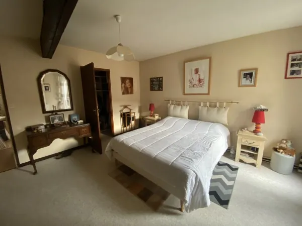 Maison de ville de 150 m² avec terrasses et garage à La Réole 