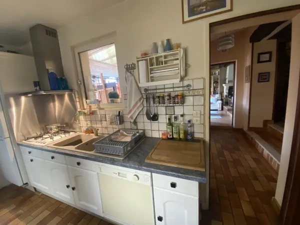 Maison de ville de 150 m² avec terrasses et garage à La Réole 