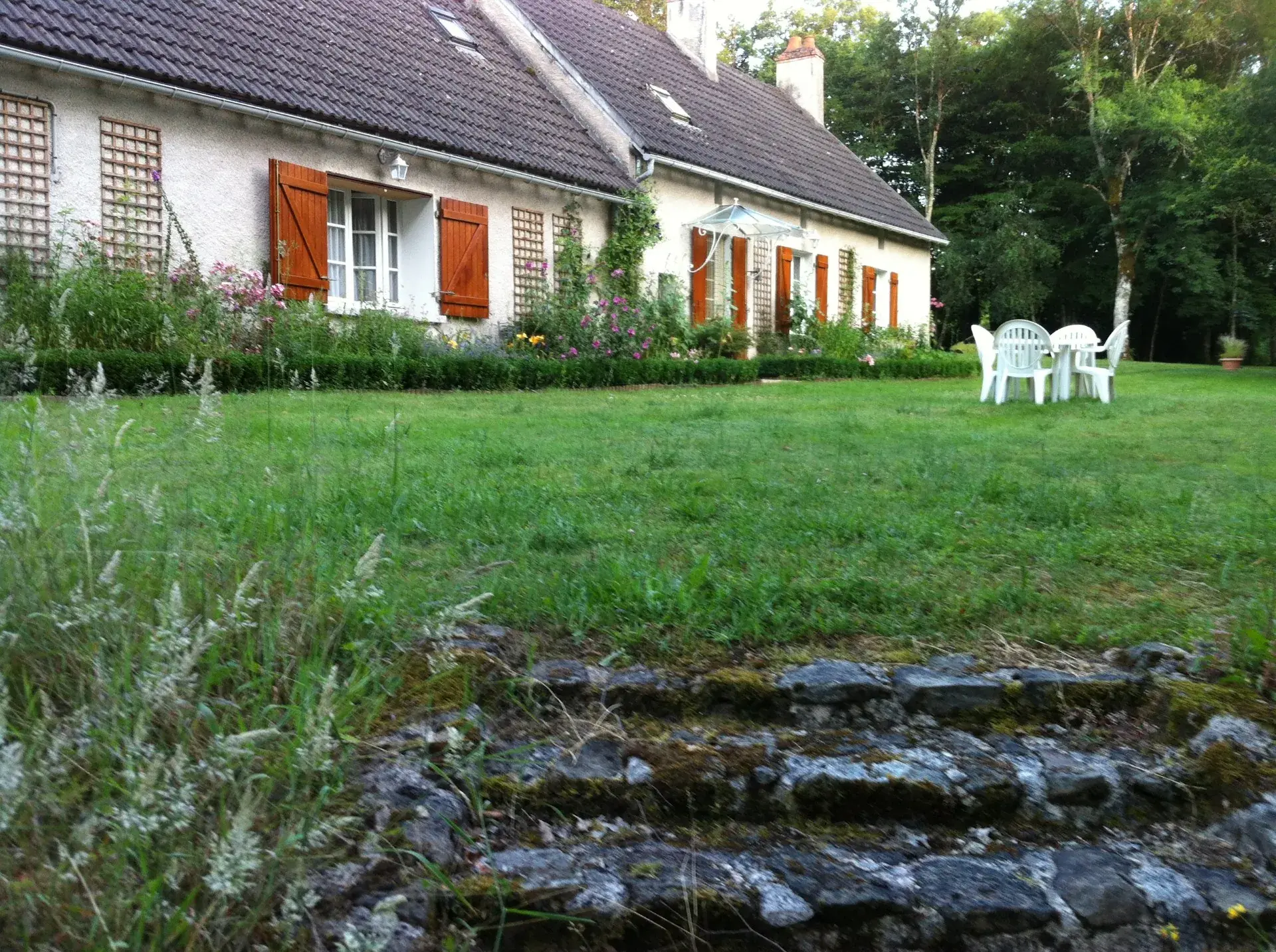 Maison T6 avec parc arboré à La Souterraine - Calme et Nature 