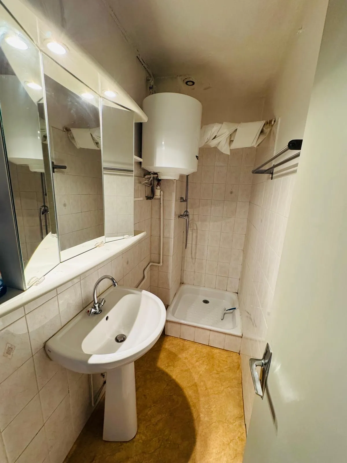 Appartement F3 de 52 m² avec grand balcon proche tram à Grenoble 