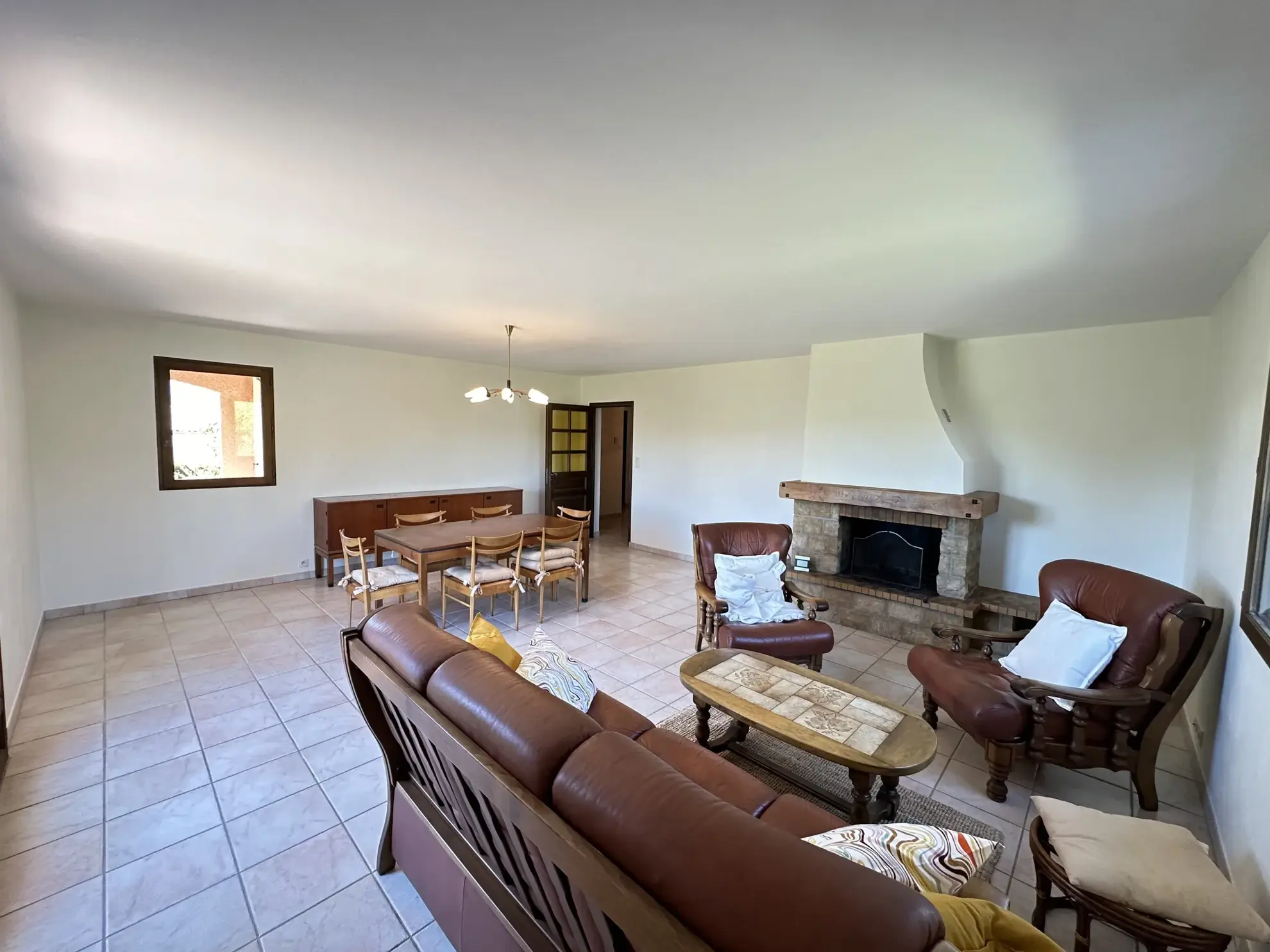 Villa 4 chambres avec jardin clos à Tallard – Immobilier Haute-Alpes 