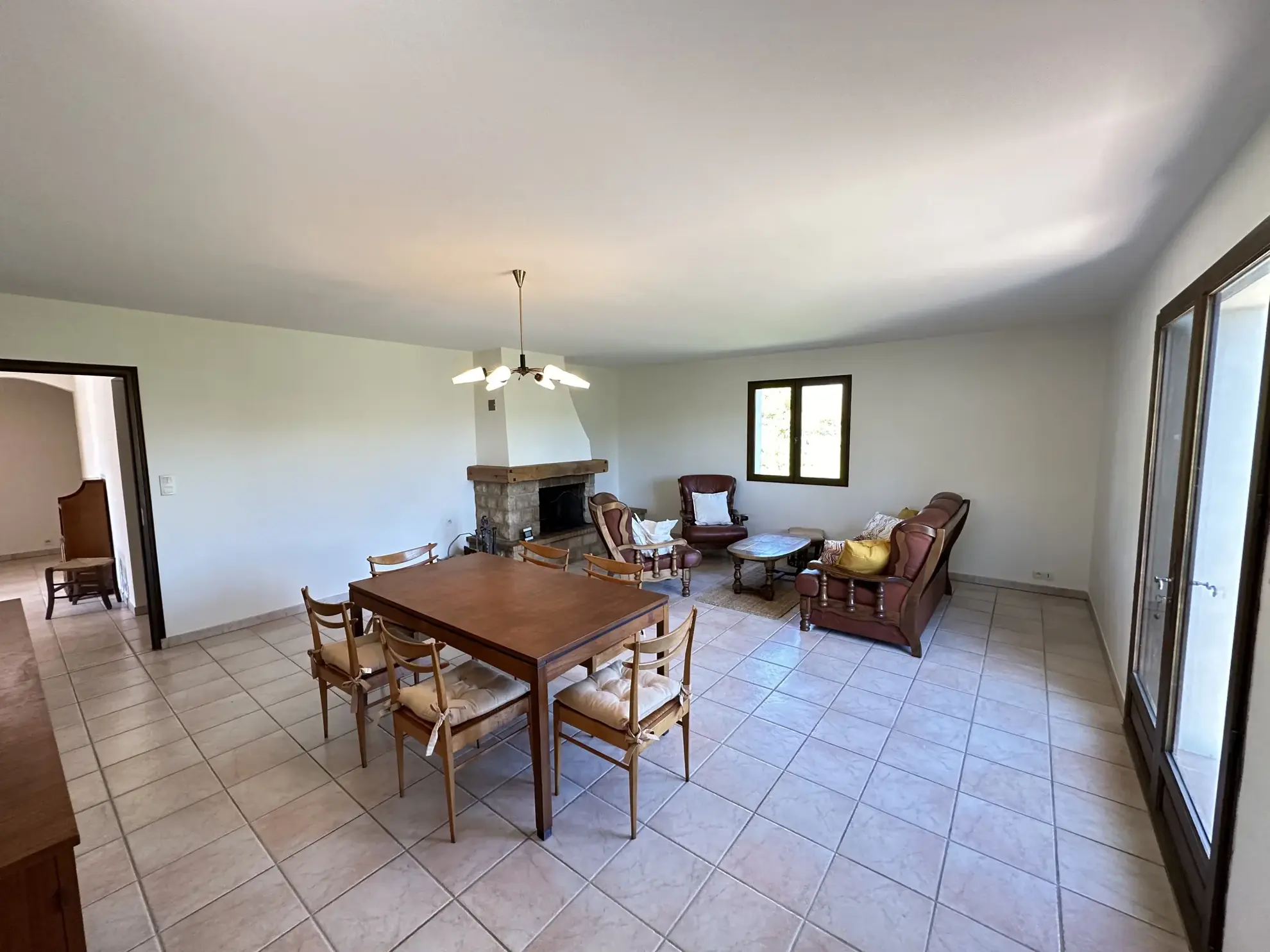 Villa 4 chambres avec jardin clos à Tallard – Immobilier Haute-Alpes 