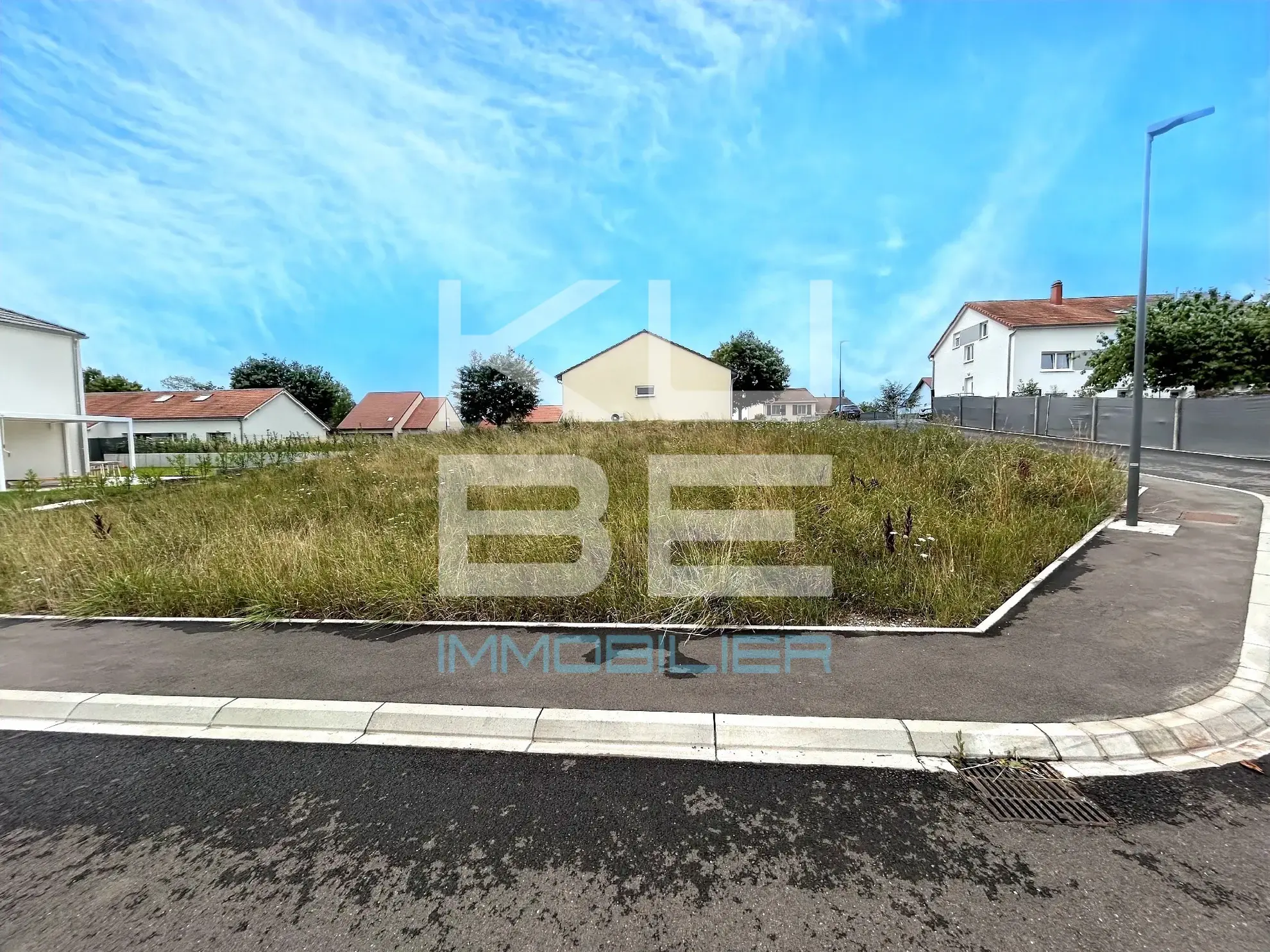 Terrain constructible de 554 m2 à Faulquemont — Prêt à bâtir et viabilisé