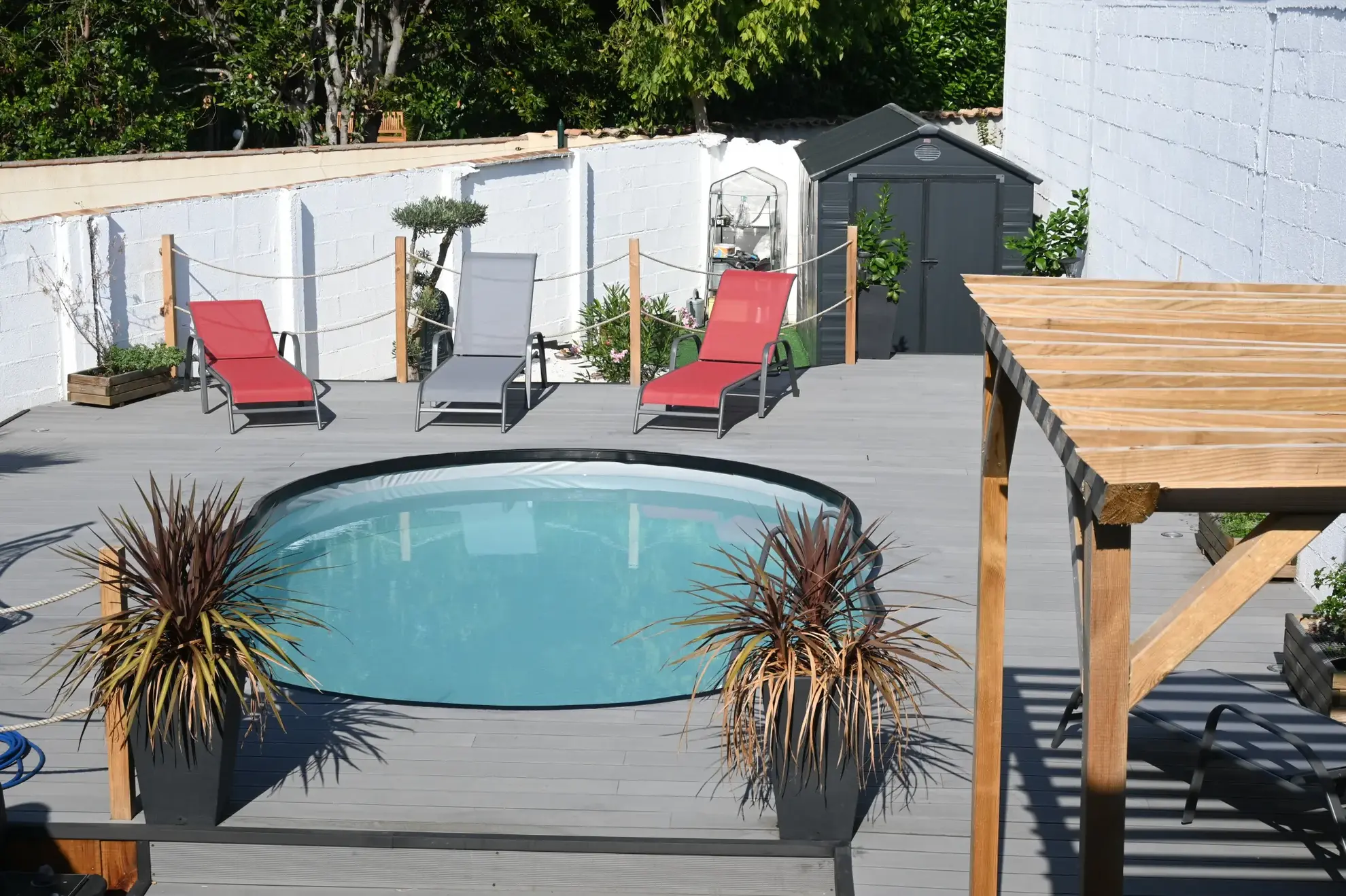 Maison de ville rénovée avec piscine et jardin à Marmande