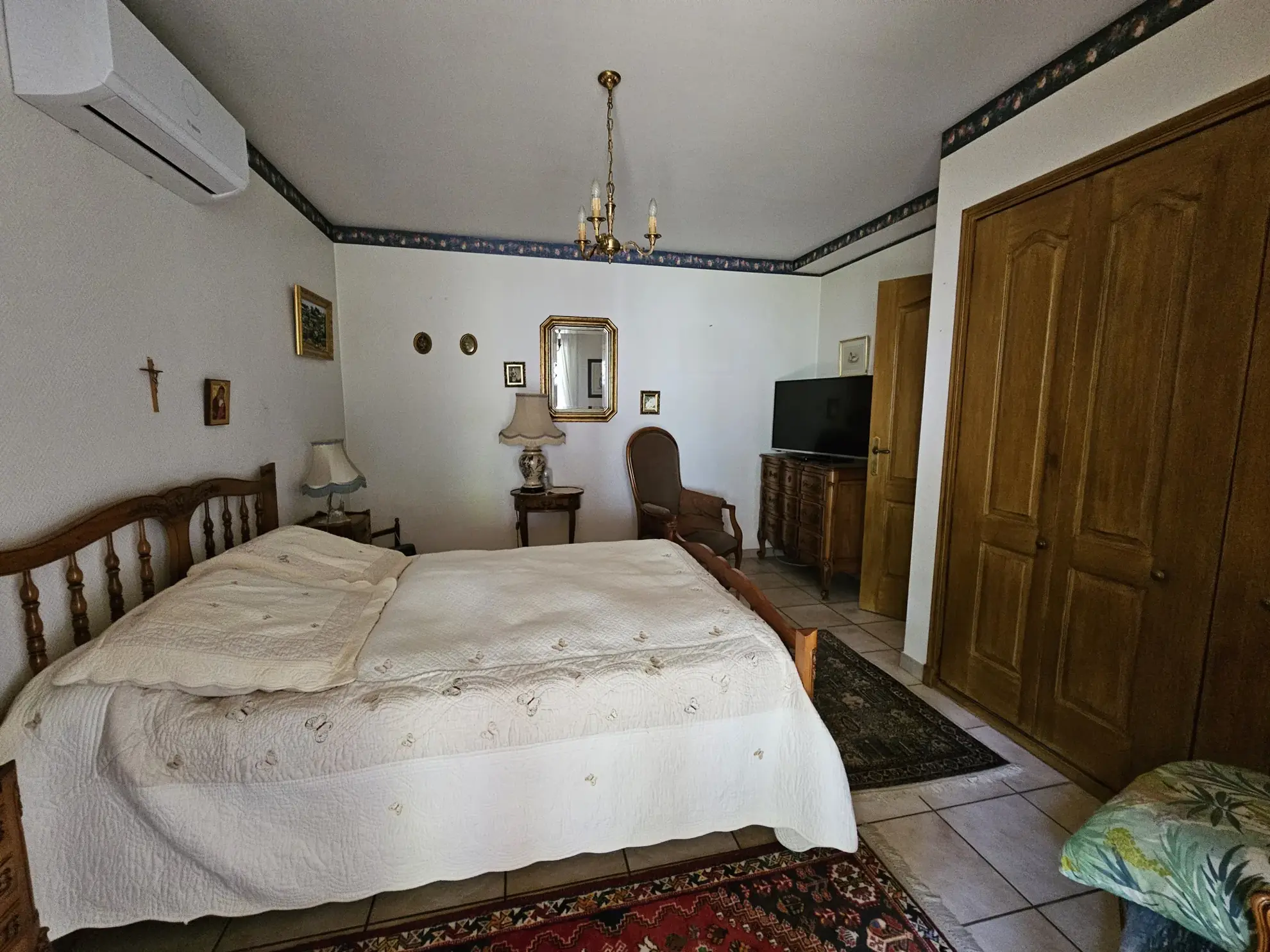 Charmante villa de 135 m2 avec jardin, garage et suite parentale à Castres quartier St Jean 