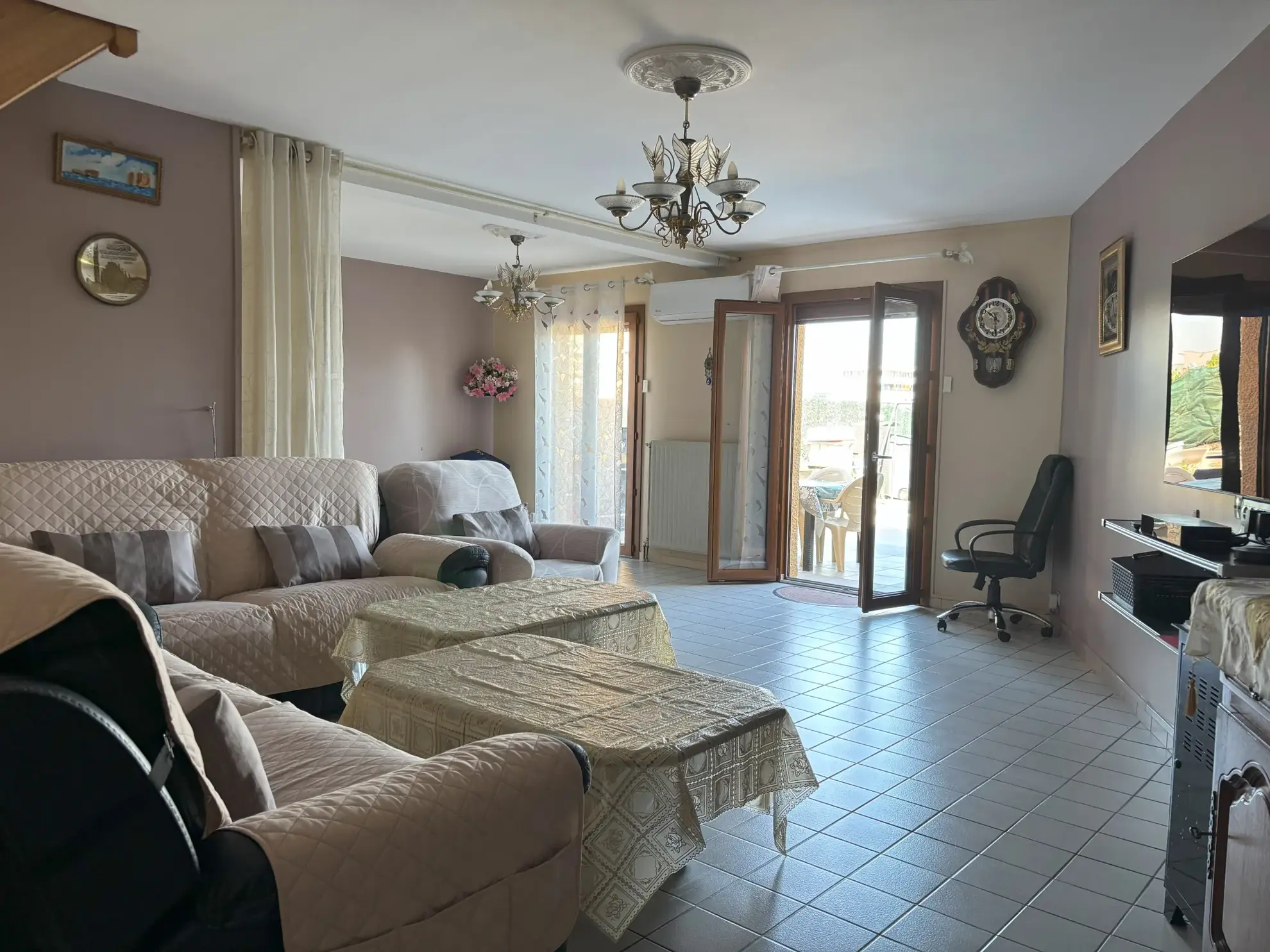 Maison familiale à Saint-Étienne avec jardin, terrasse et garage - 103,4 m² 