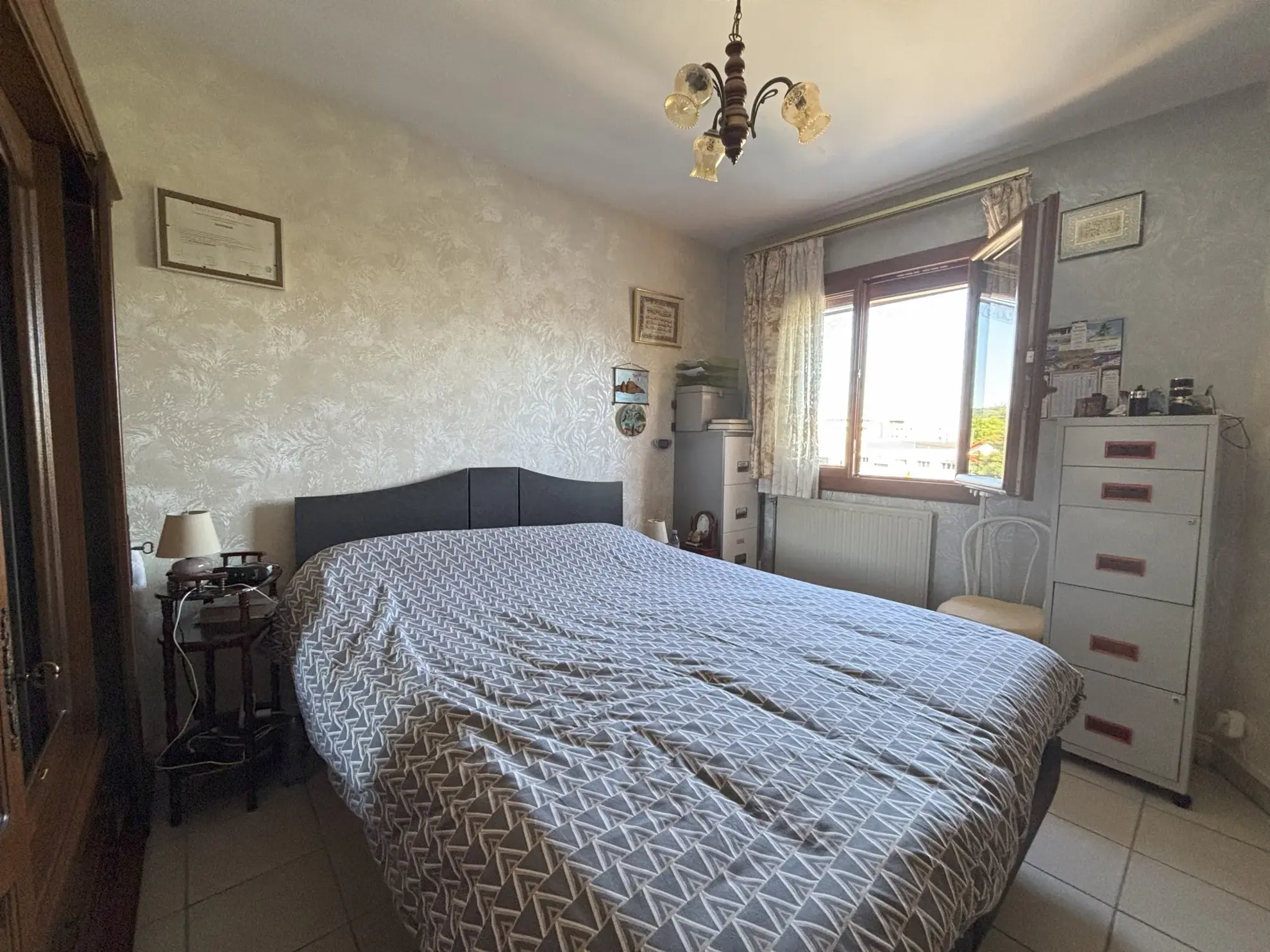 Maison familiale à Saint-Étienne avec jardin, terrasse et garage - 103,4 m² 