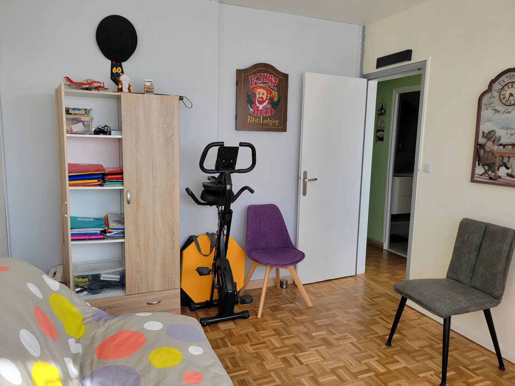 Appartement T4 lumineux avec loggia et parking sécurisé à Alençon 