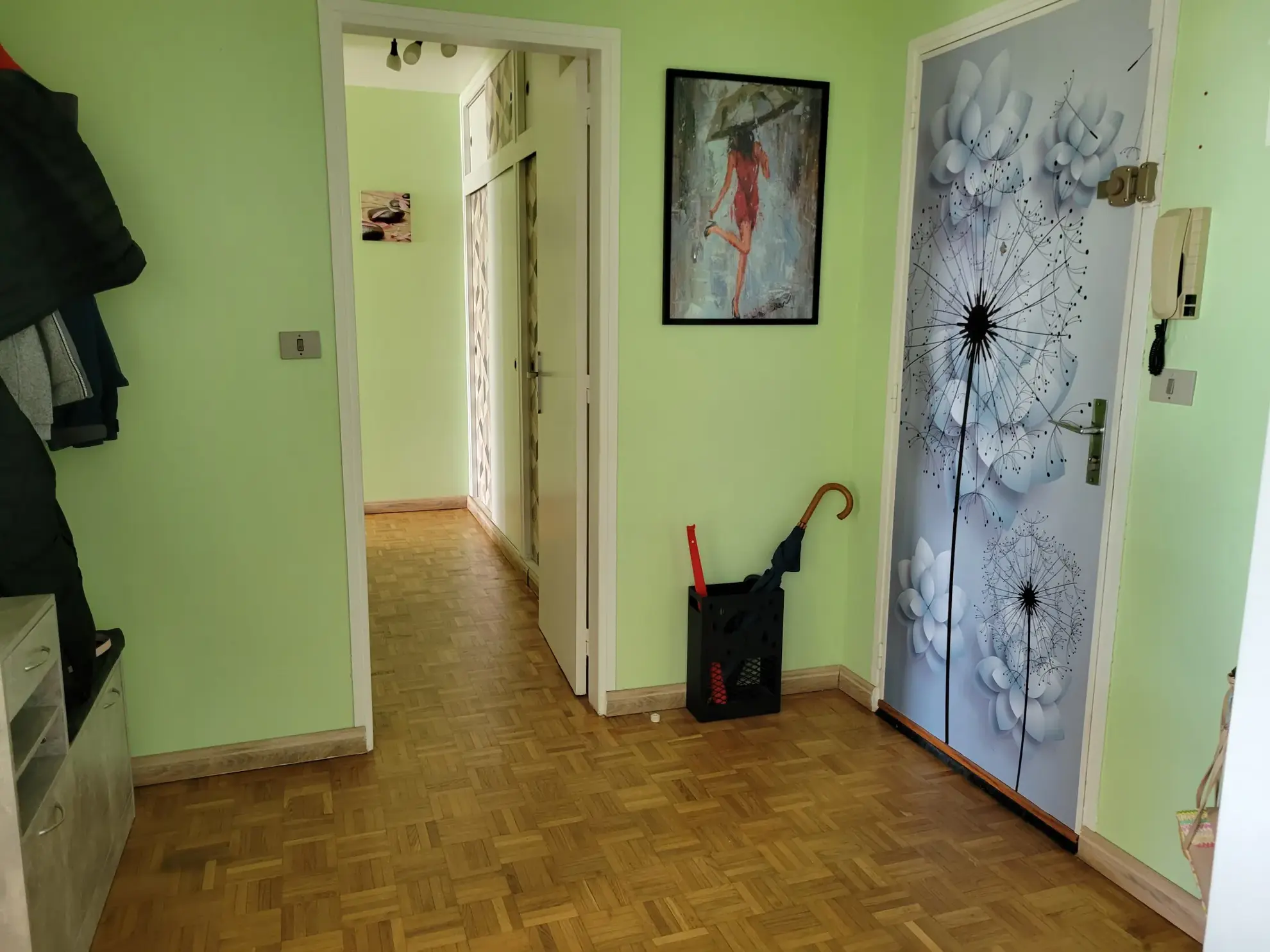 Appartement T4 lumineux avec loggia et parking sécurisé à Alençon 