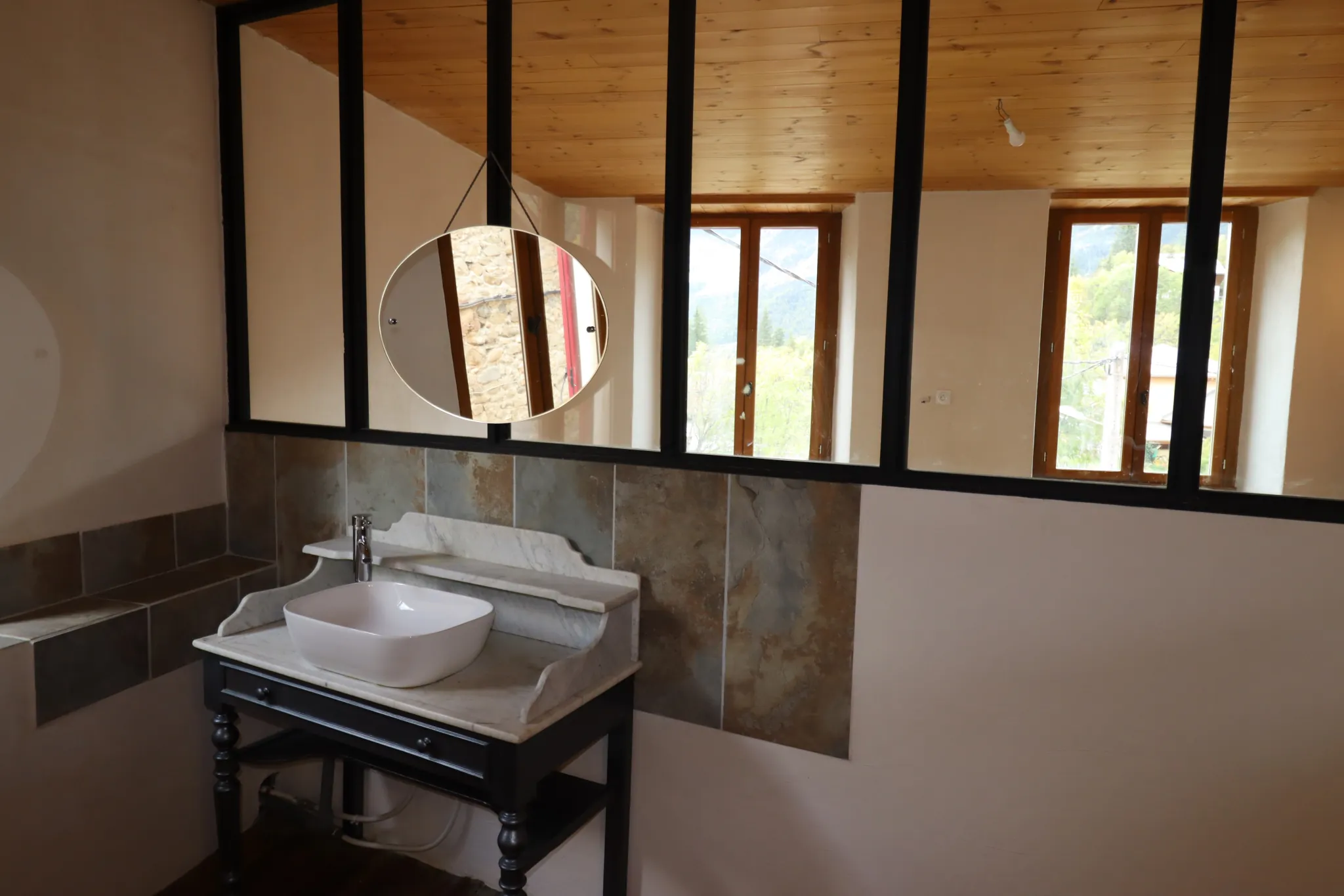 Appartement ensoleillé avec 2 chambres à Beauvezer, idéal pour vivre au calme 