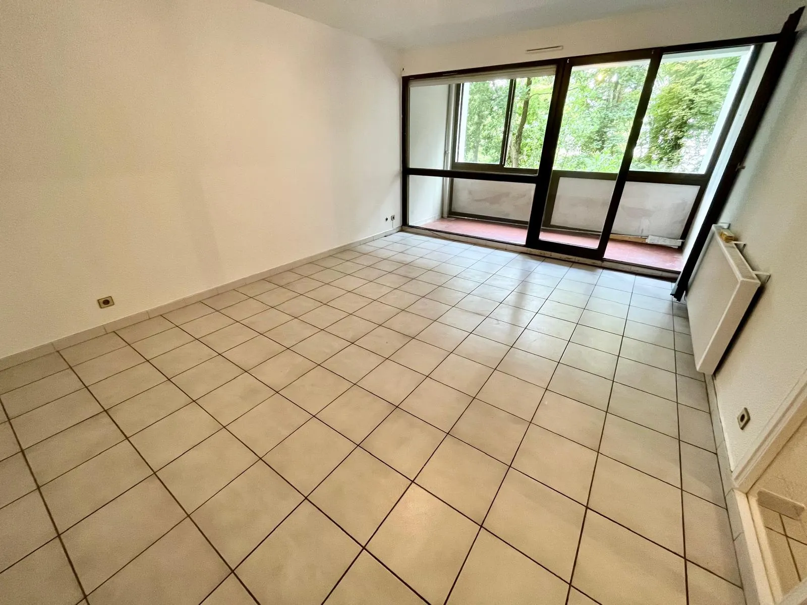 Appartement 2 pièces 72 m² avec balcon à Villeurbanne