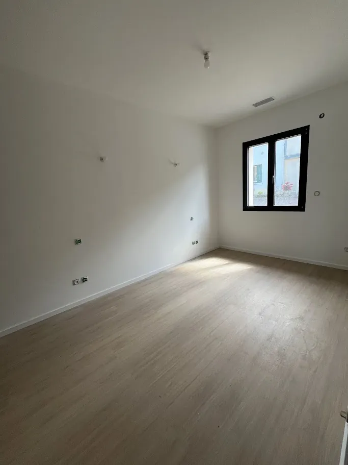 Maison neuve 2 chambres avec jardin et garage à Miramont Latour 