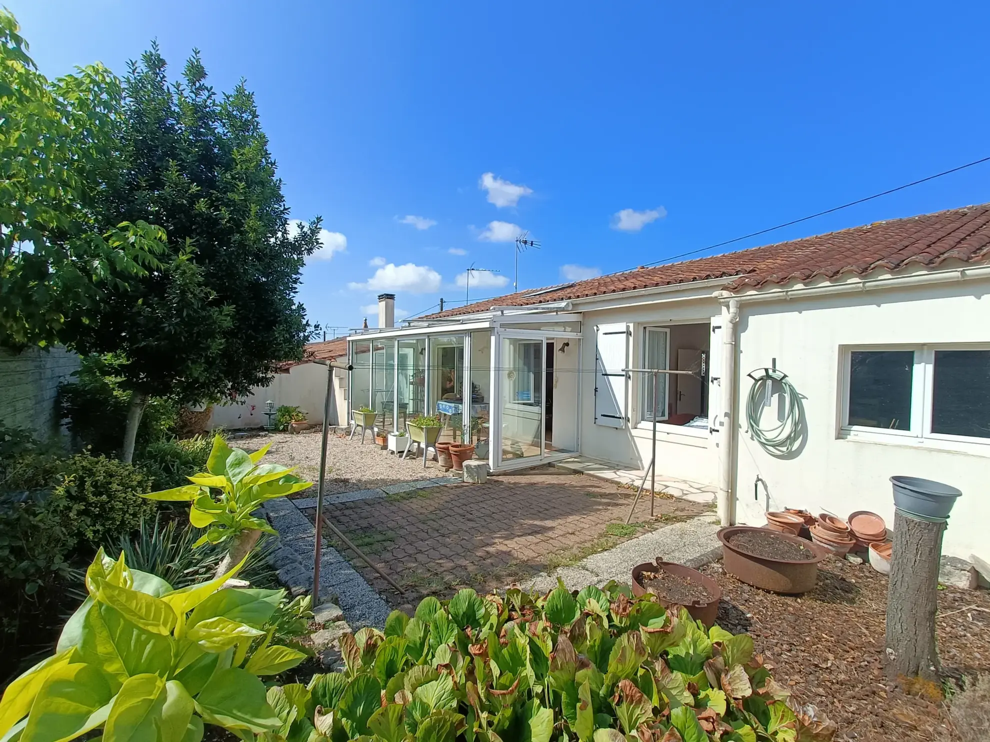 Maison à vendre de 77 m² avec jardin à La Rochelle - Quartier Saint Eloi 