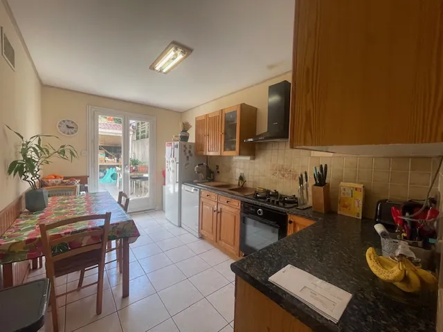 Maison familiale à Portes-Lès-Valence avec jardin et terrasse - 3 chambres 