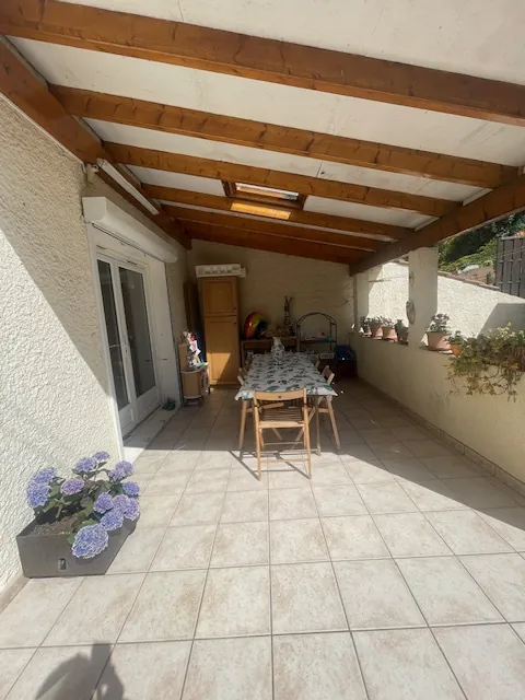 Maison familiale à Portes-Lès-Valence avec jardin et terrasse - 3 chambres 
