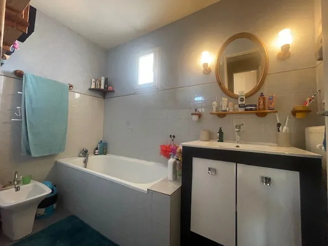 Maison familiale à Portes-Lès-Valence avec jardin et terrasse - 3 chambres 