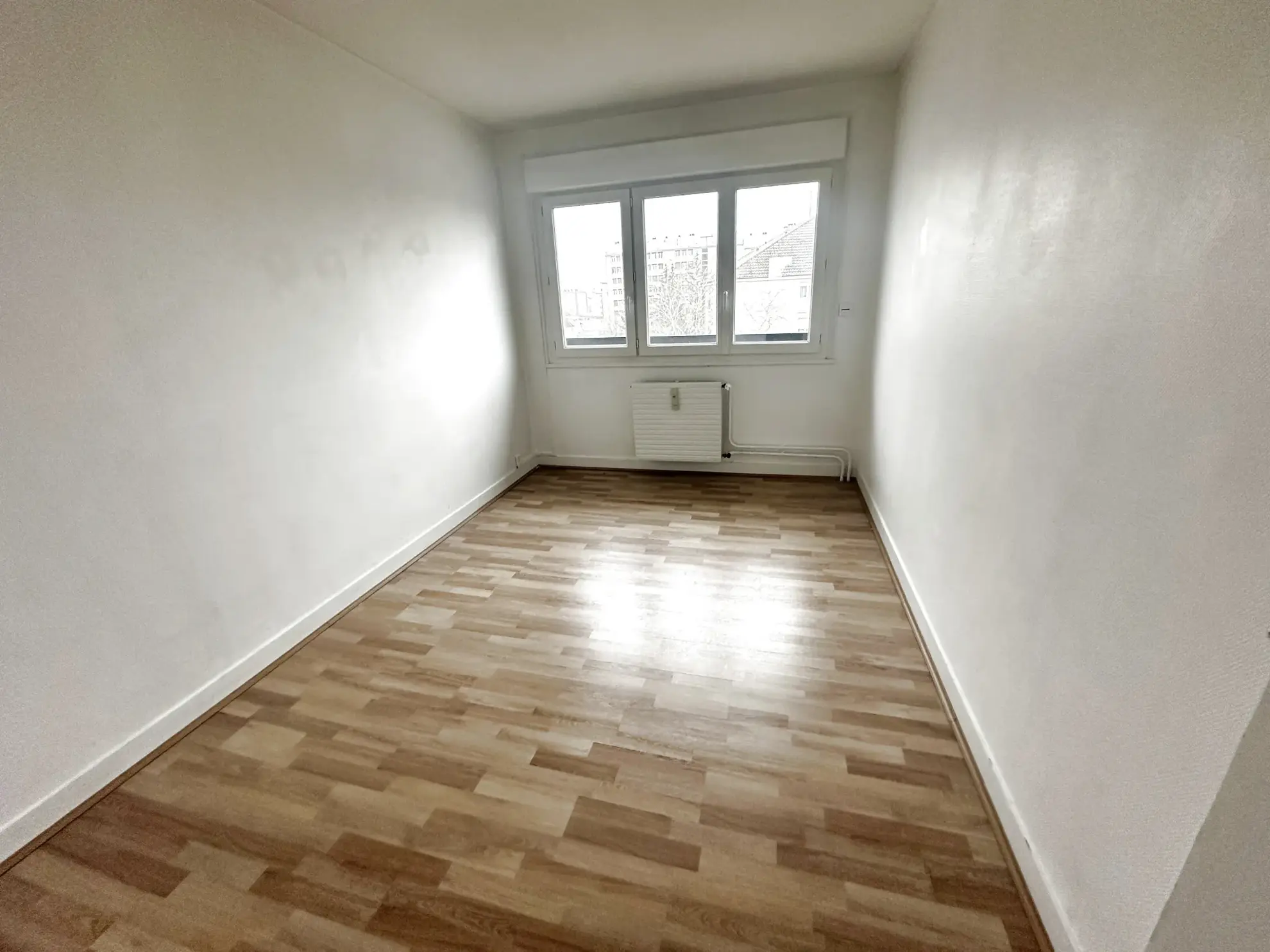 Appartement 3 pièces avec 2 chambres à Troyes, dernier étage avec ascenseur 