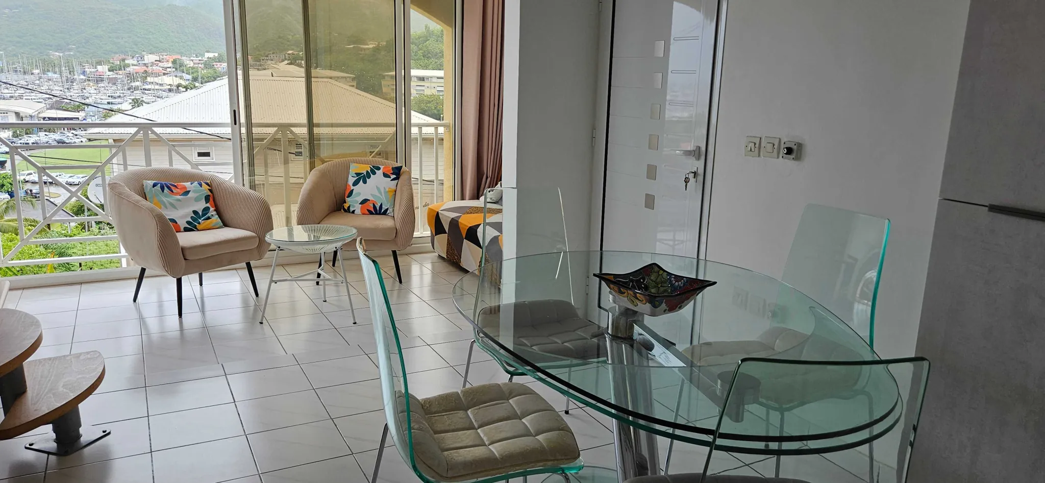 Appartement duplex avec vue sur la Marina au Marin - Idéal résidence ou investissement 