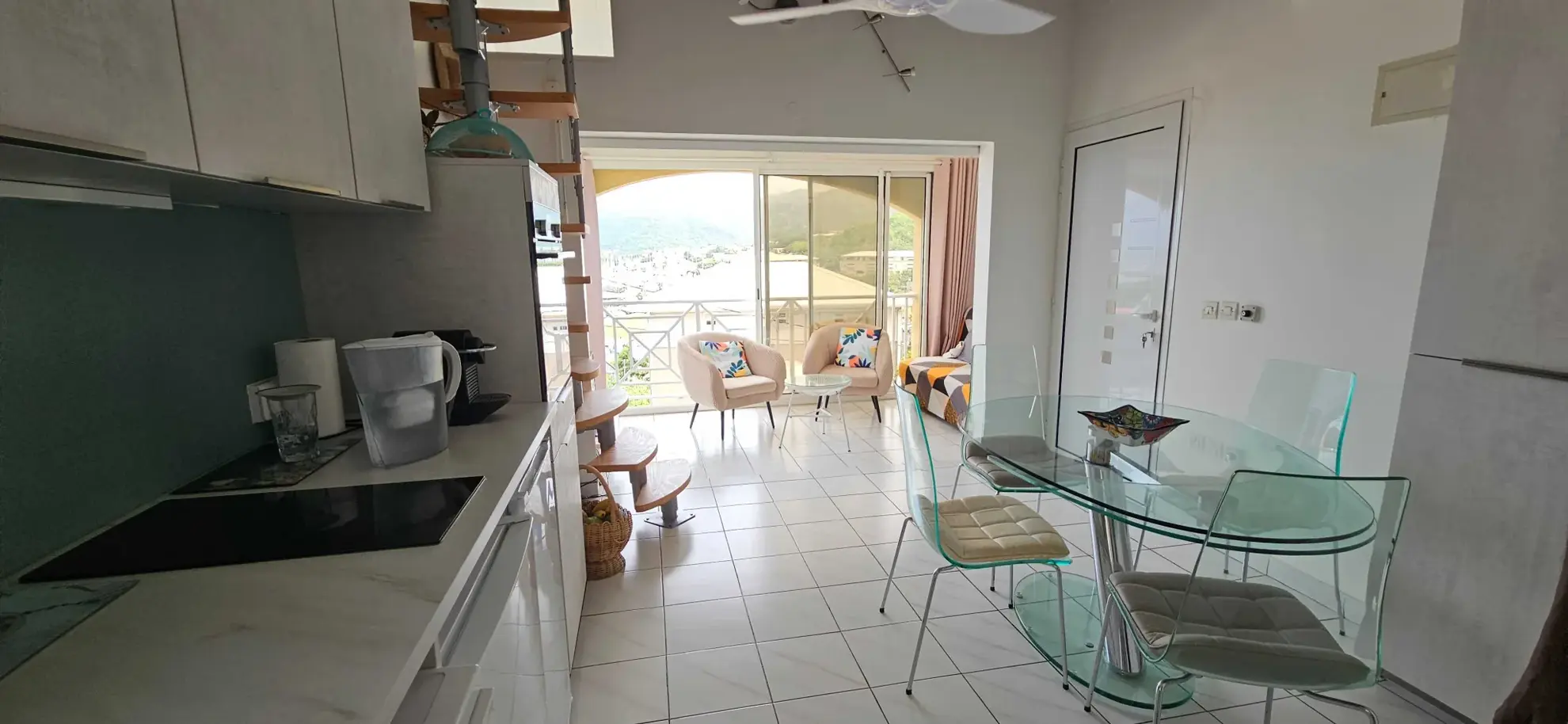 Appartement duplex avec vue sur la Marina au Marin - Idéal résidence ou investissement 