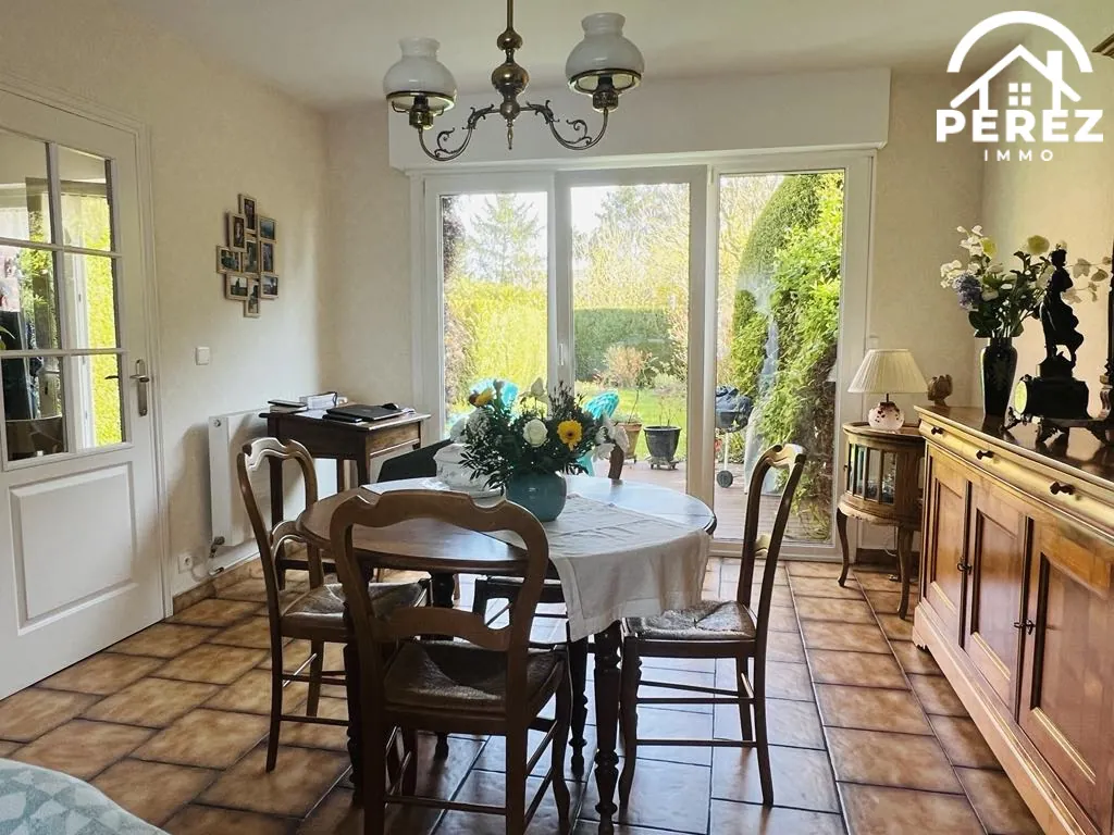 Maison semi-individuelle 3 chambres avec jardin et garage à Neuville en Ferrain 