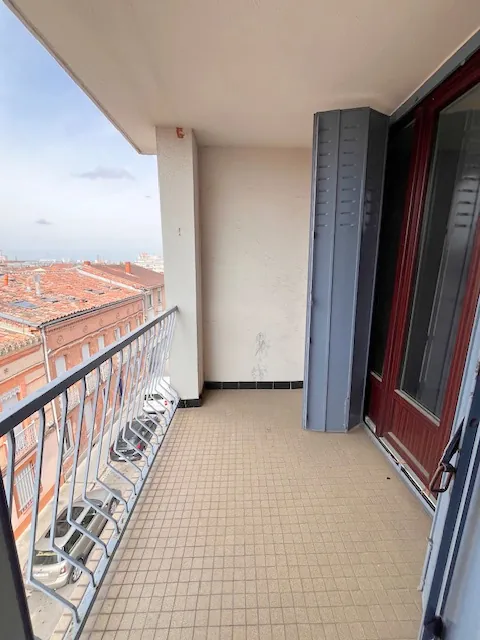 Appartement T3 lumineux à Toulouse proche Médiathèque avec garage 