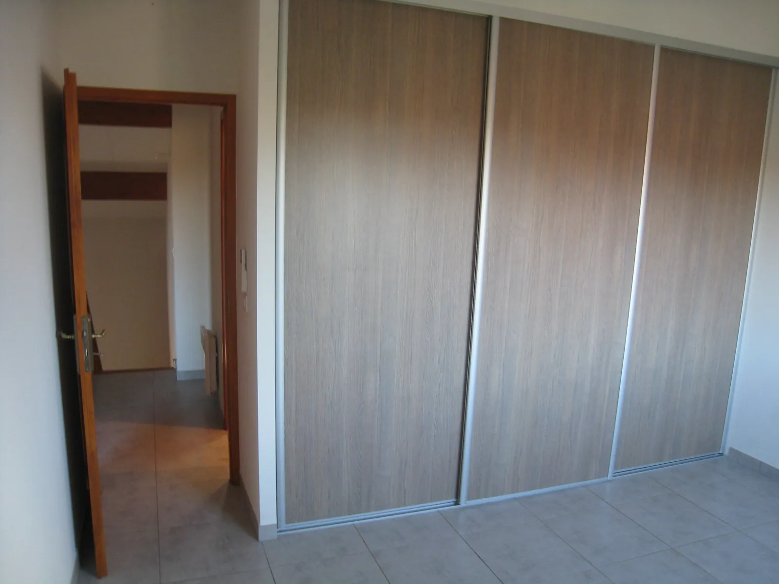 Villa T4 avec terrasse, garage et climatisation à Palau del Vidre 