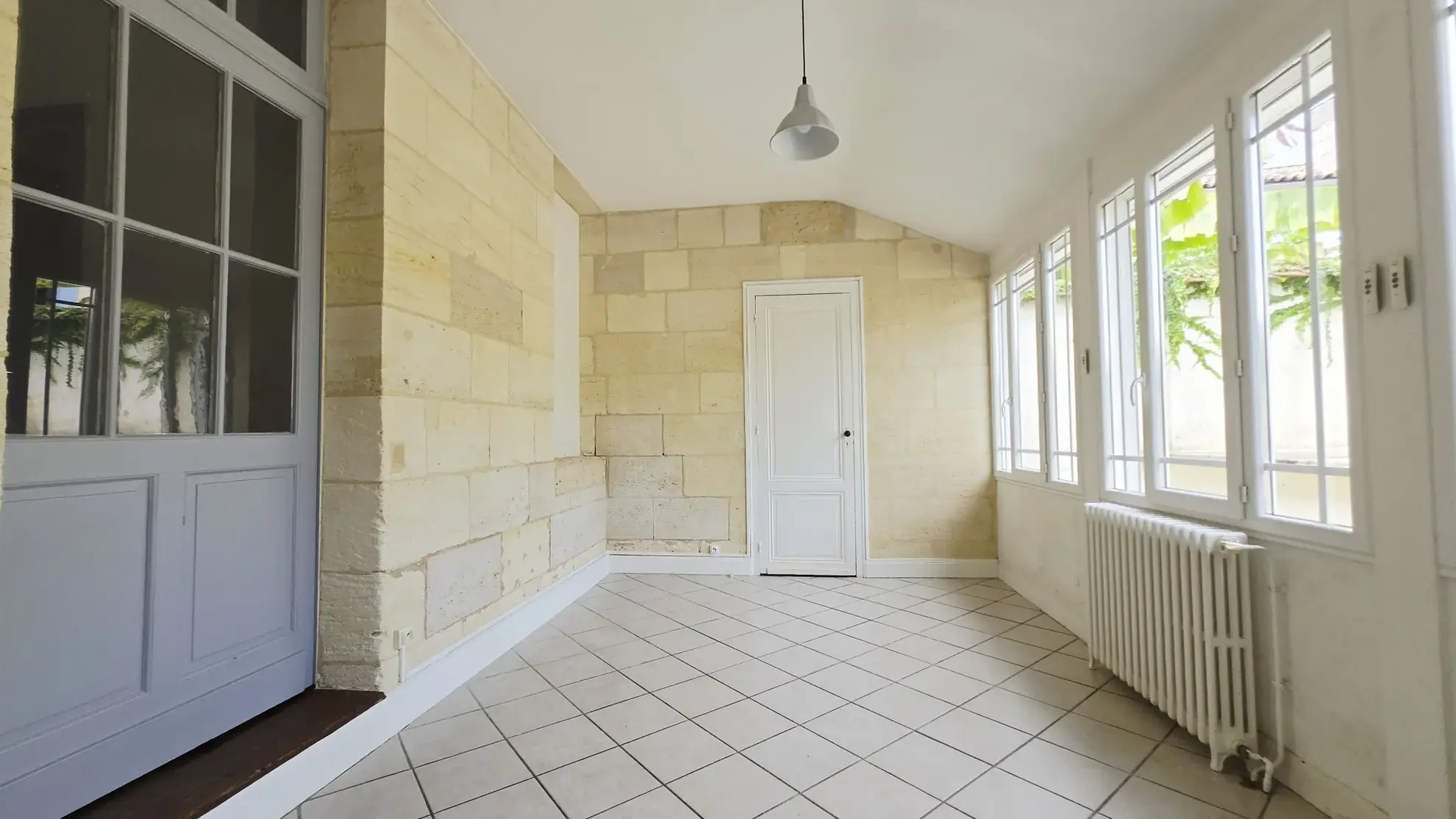 A vendre échoppe à Libourne de 90 m² avec cour et cave, proche centre-ville 