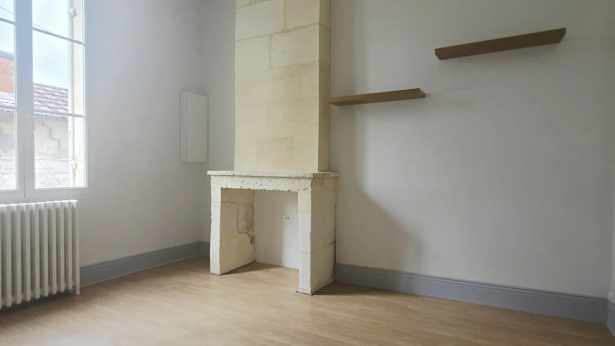 A vendre échoppe à Libourne de 90 m² avec cour et cave, proche centre-ville 