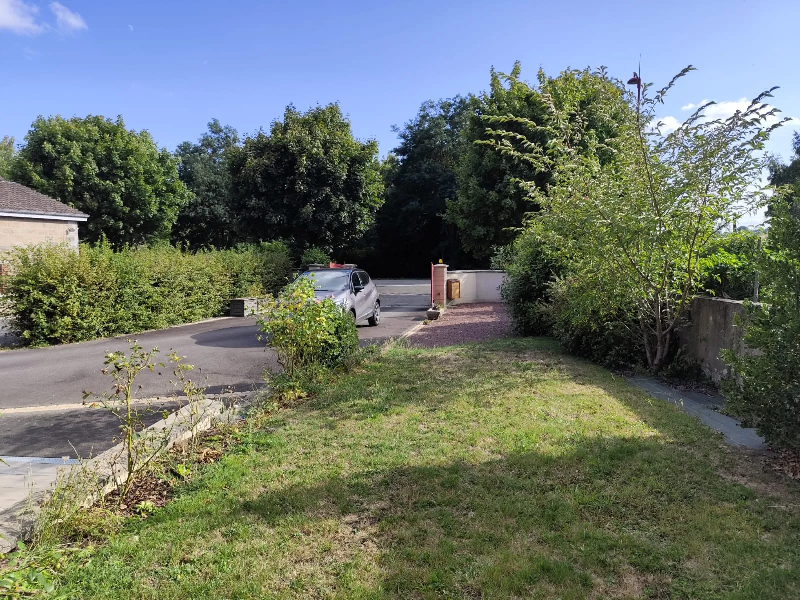 Belle maison de 114 m² avec terrain de 5000 m² à Saint-Denis-sur-Sarthon 