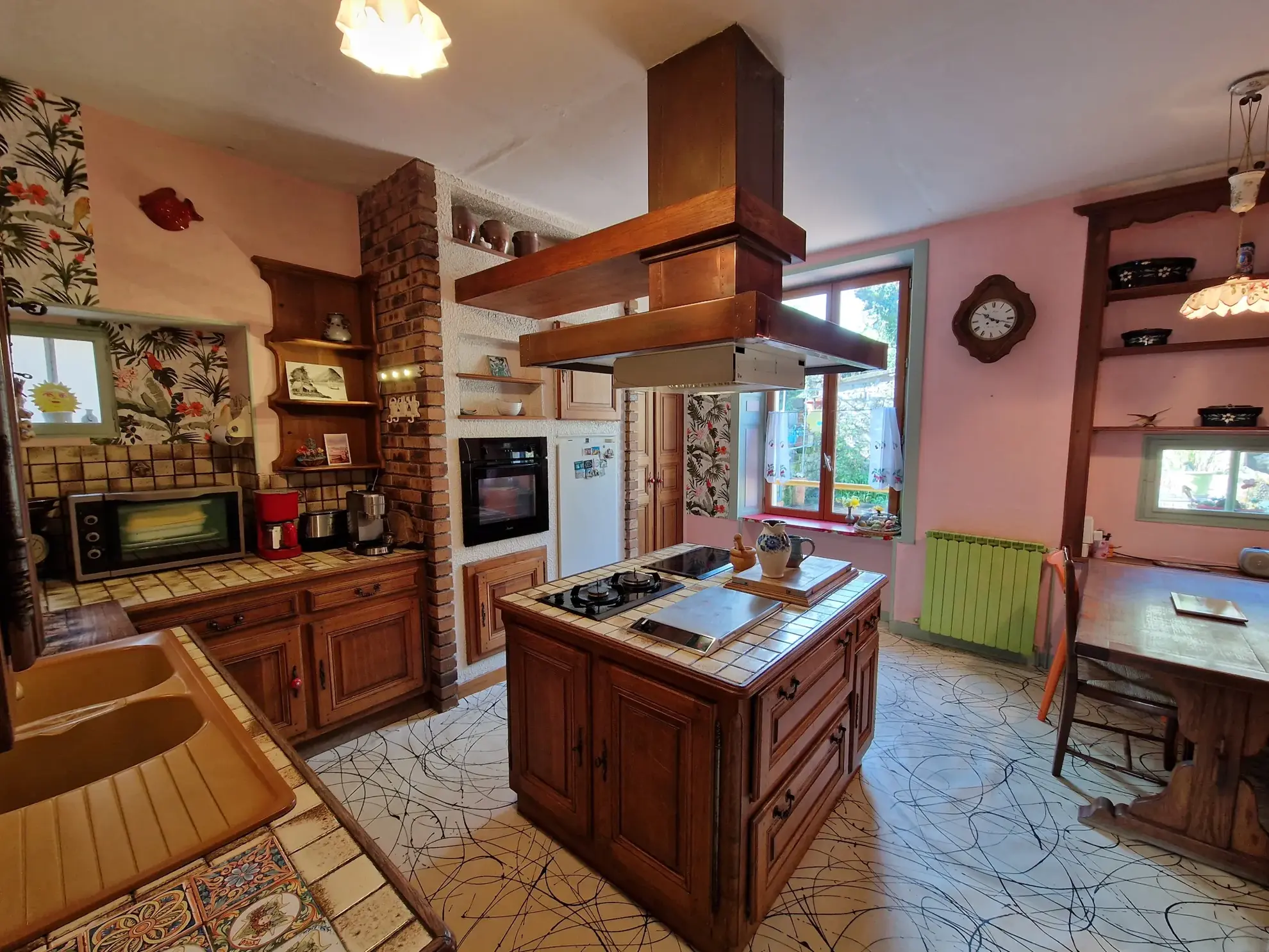 Magnifique maison de maître de 211 m2 à Bourbonne-les-Bains, ville thermale 