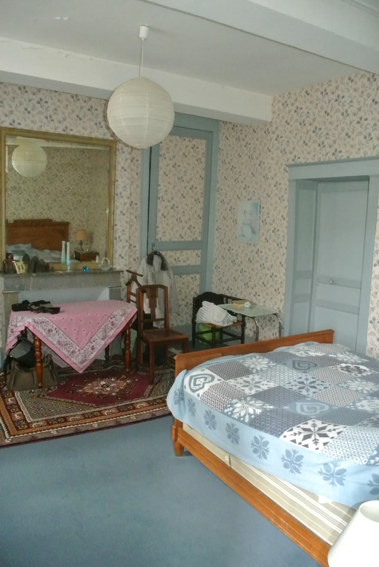 Charmante maison en pierre avec 6 chambres et dépendances à Saint-Barthélemy-d'Agenais 