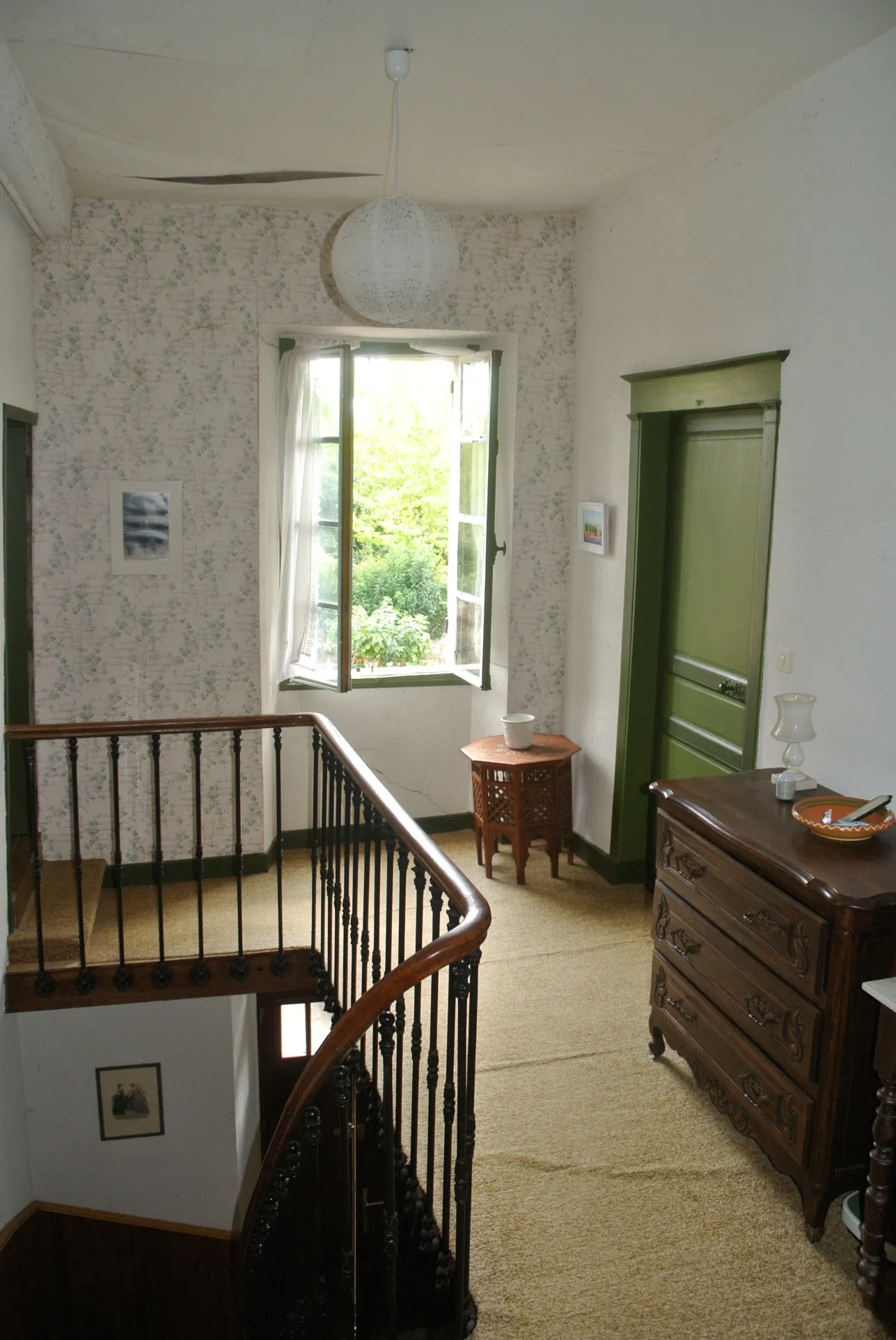 Charmante maison en pierre avec 6 chambres et dépendances à Saint-Barthélemy-d'Agenais 