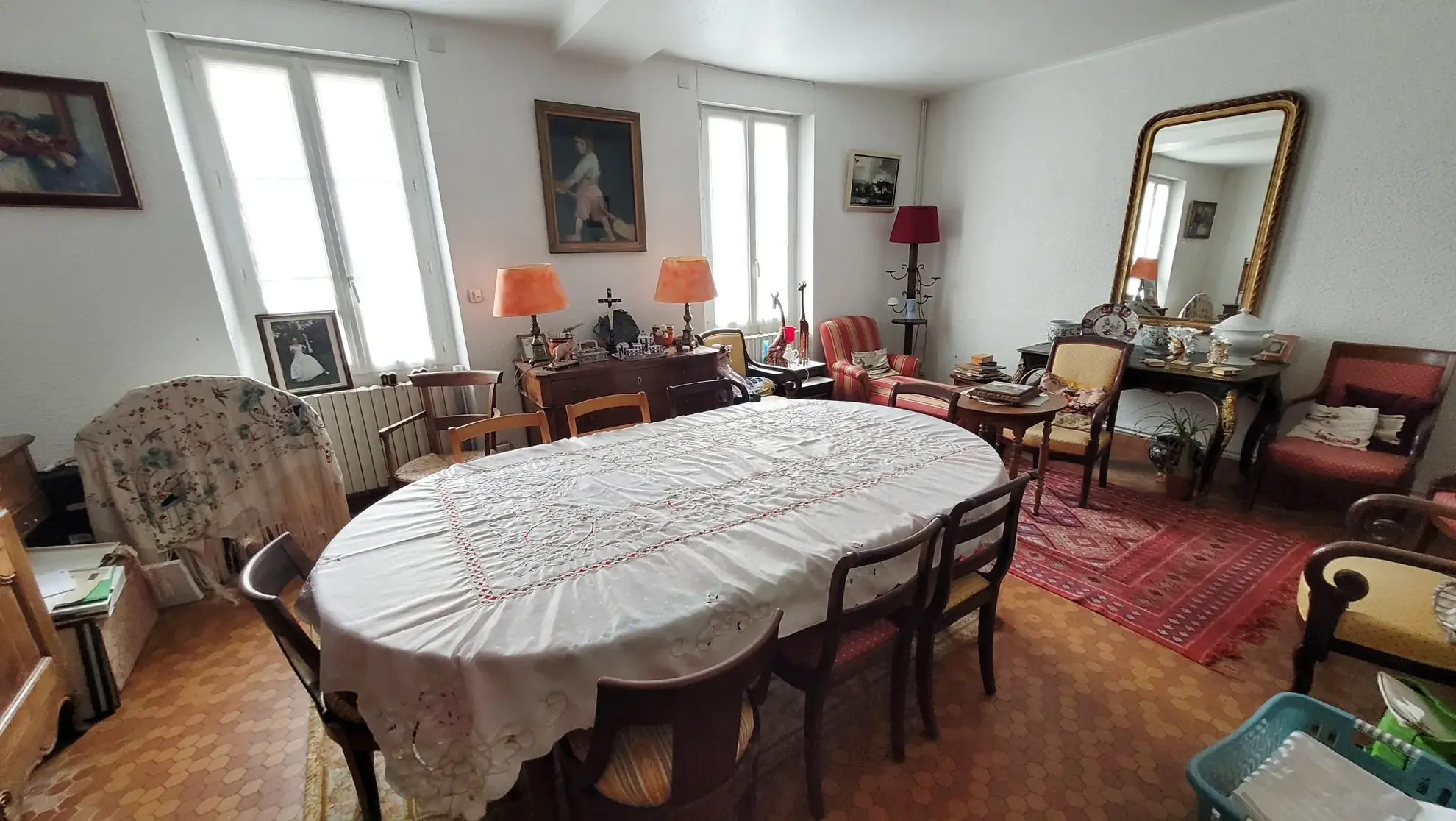 Maison à Vihiers avec dépendance et grand terrain clos - Idéal investisseur ou résidentiel 