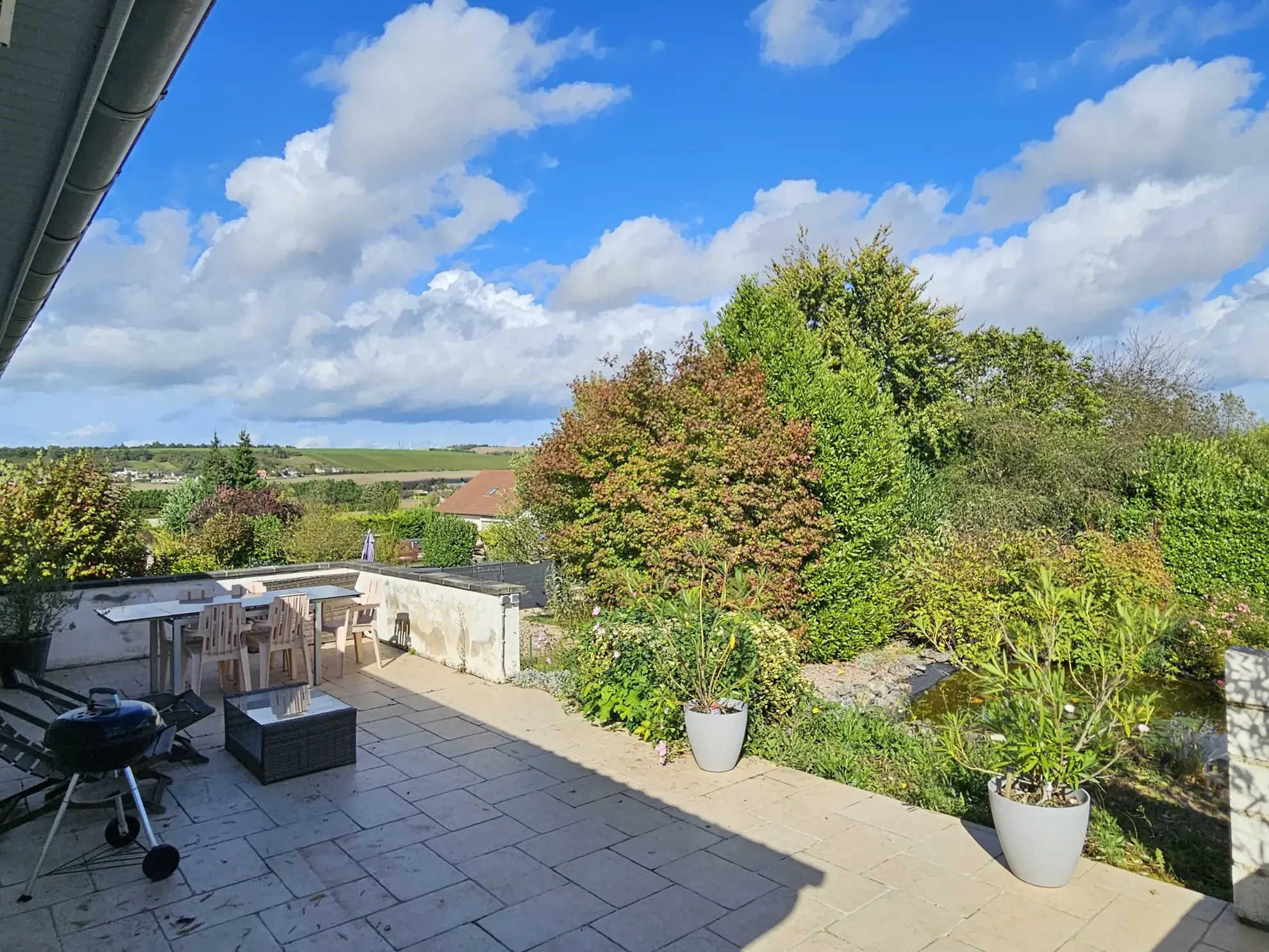 Maison familiale de 107 m² avec grand terrain à Couvrot près de Reims 