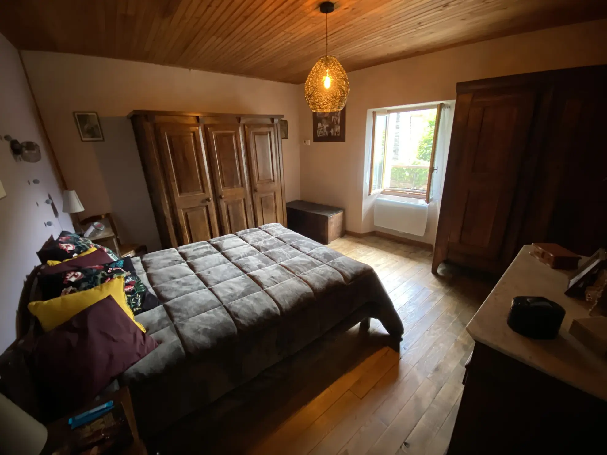 Maison en pierre à vendre à Saint-Martin-la-Porte – 3 chambres, jardin, 127 m² 