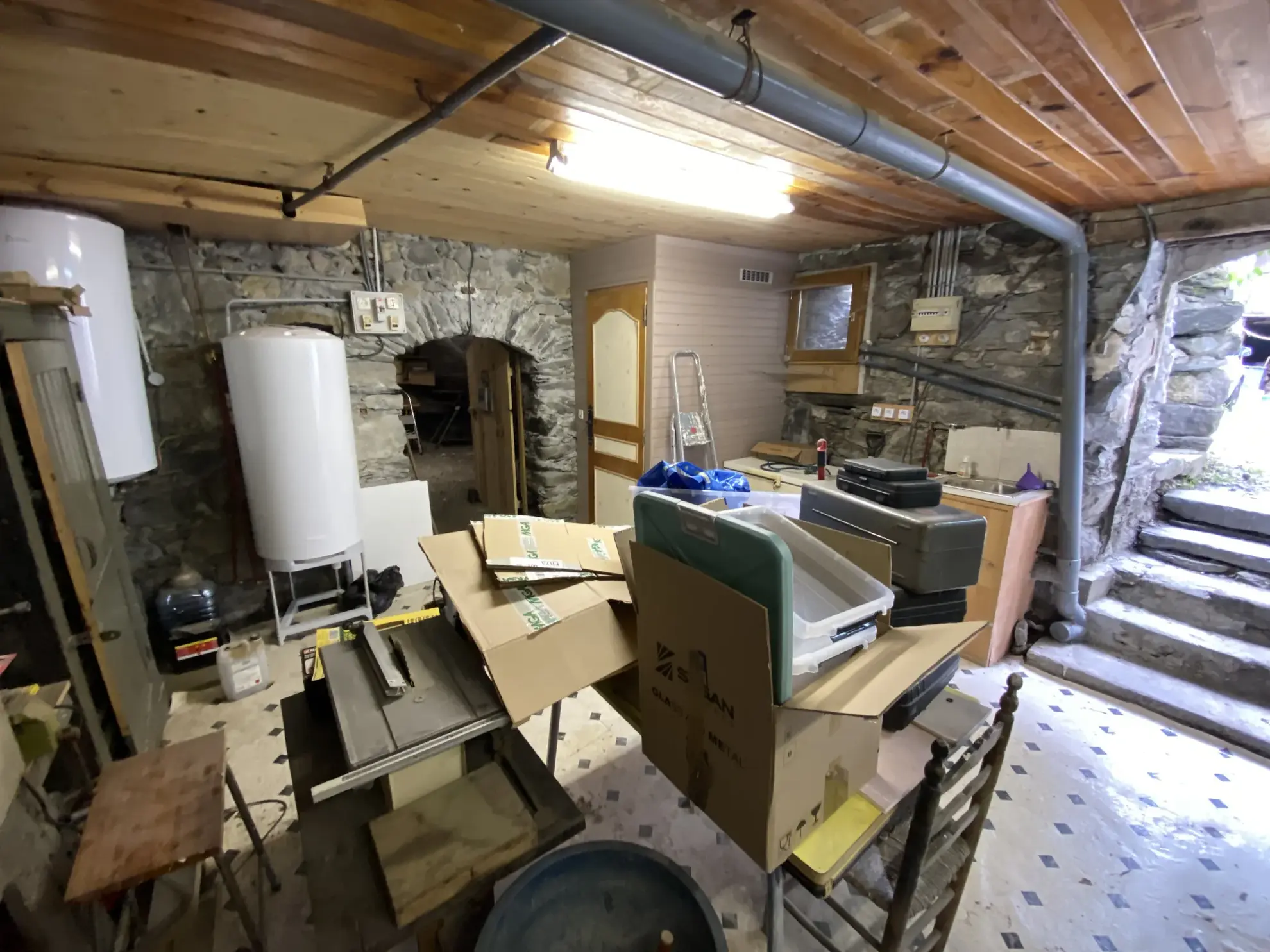 Maison en pierre à vendre à Saint-Martin-la-Porte – 3 chambres, jardin, 127 m² 