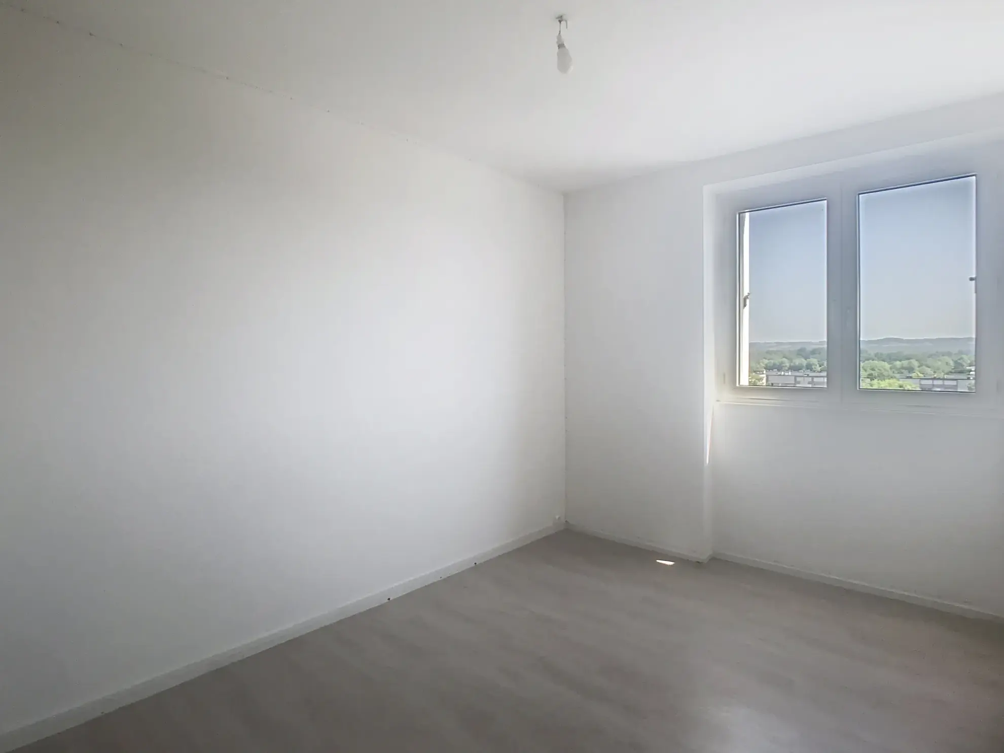 Appartement T5 lumineux avec vue Pyrénées à Mourenx à vendre à 104 000 € 