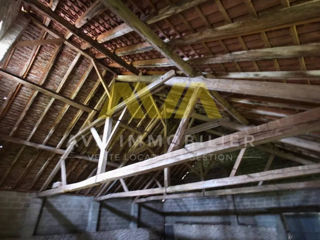 Maison à rénover avec grand potentiel à Navarrenx - Proche Orthez et Pau 