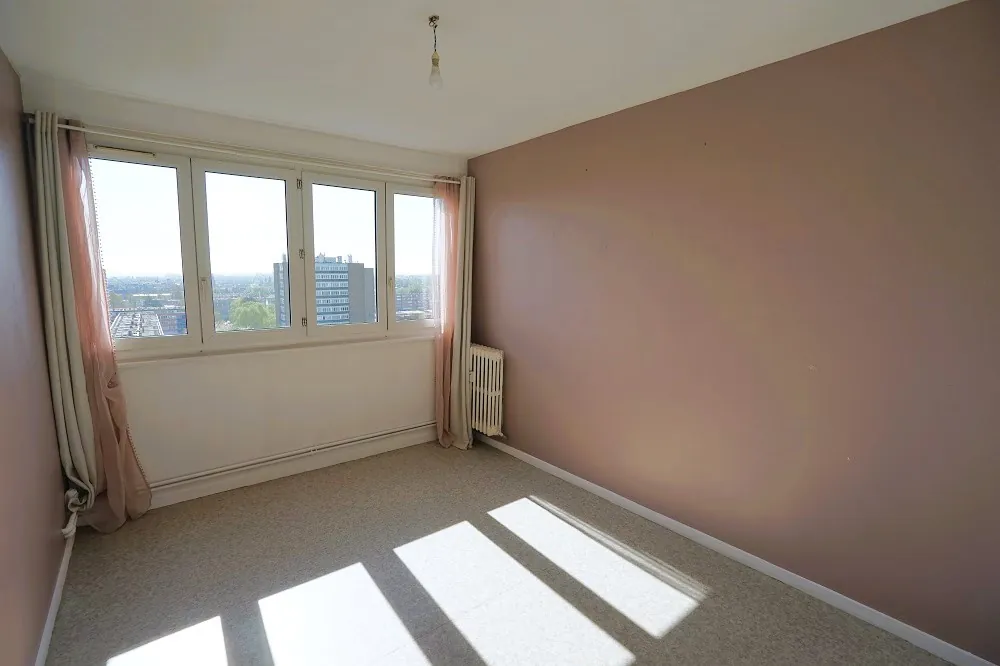 Bel appartement T3 avec balcon à Hem, 65 m², dernier étage 