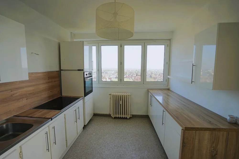 Bel appartement T3 avec balcon à Hem, 65 m², dernier étage 
