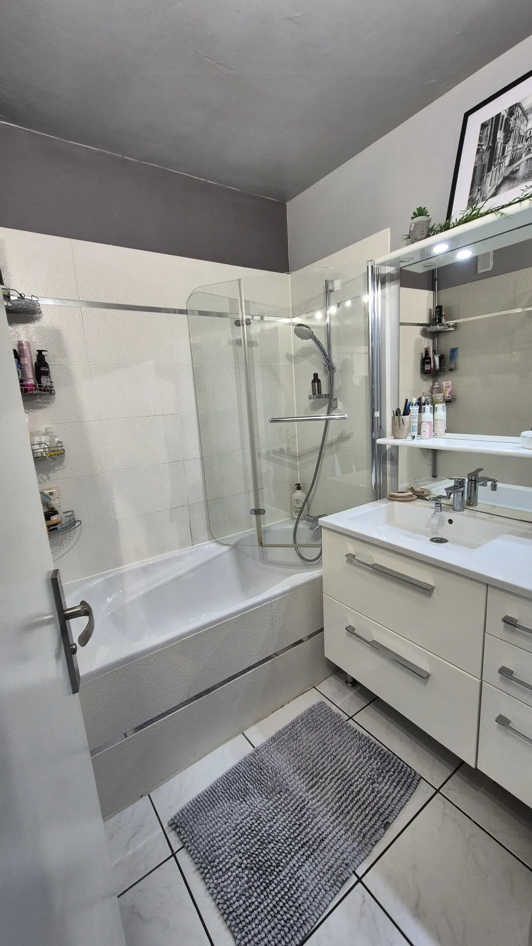 Appartement T4 rénové à Beauzelle, dernier étage avec balcon et cave 