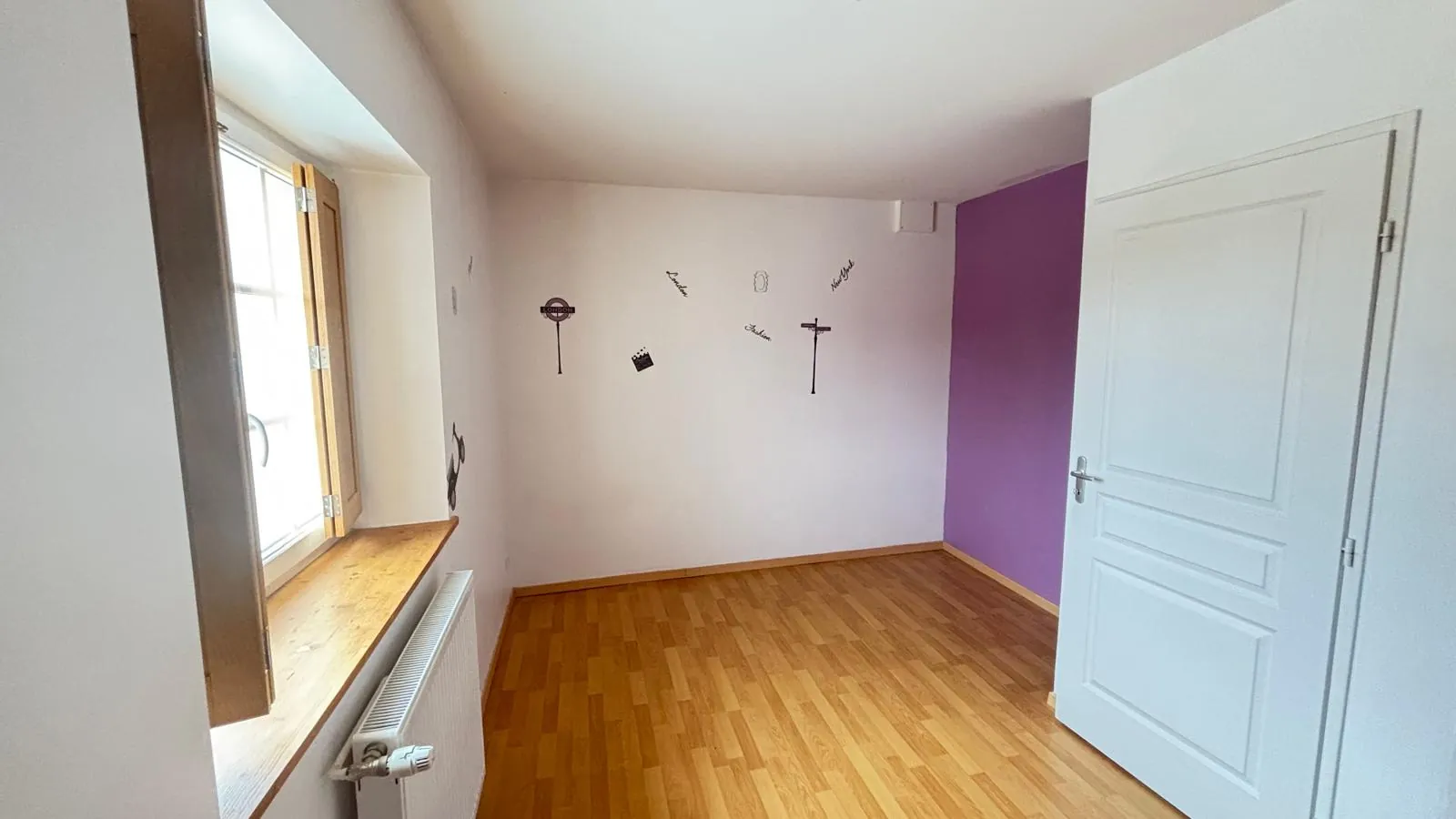 Belle maison rénovée de 124 m² avec jardin et terrasse à Marsannay-le-Bois 